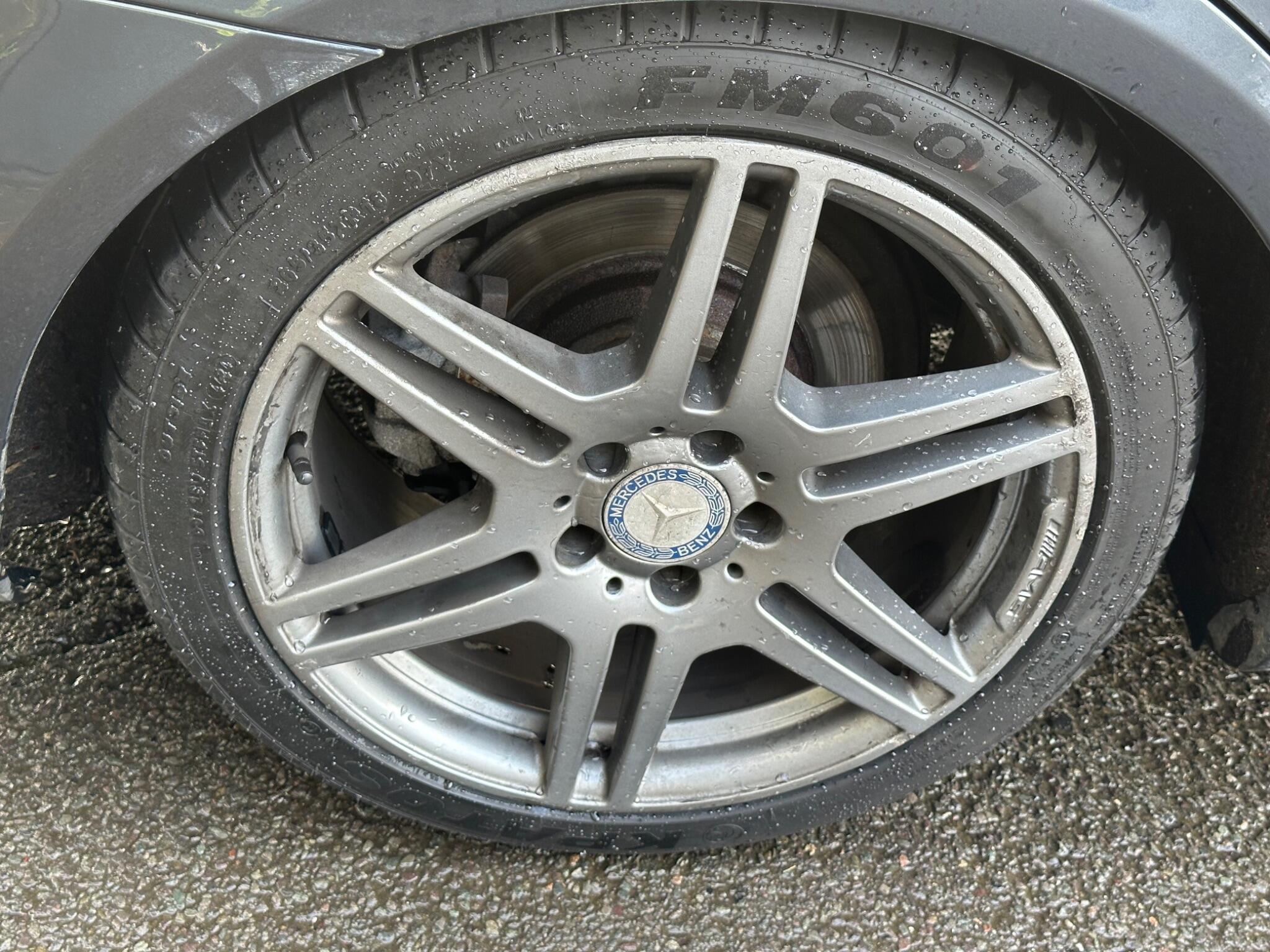 Mercedes-Benz E-Class view 18