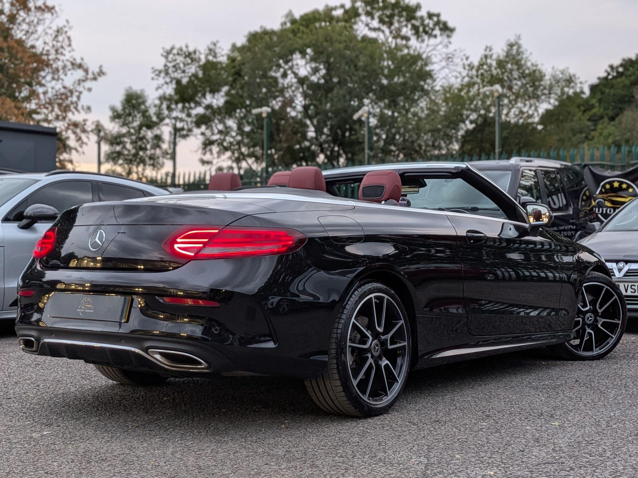 Mercedes-Benz C Class view 9