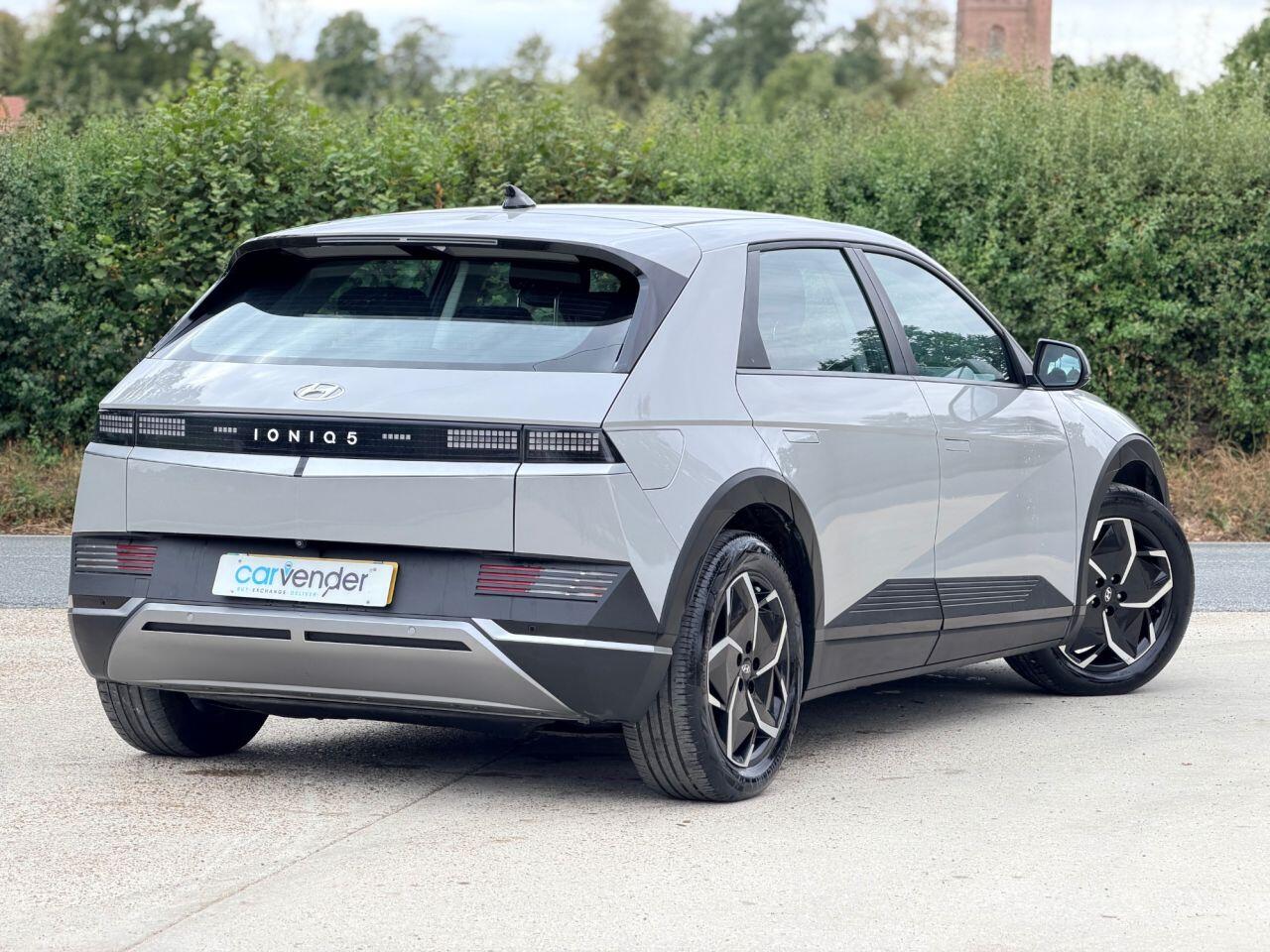 Hyundai Ioniq 5 view 6