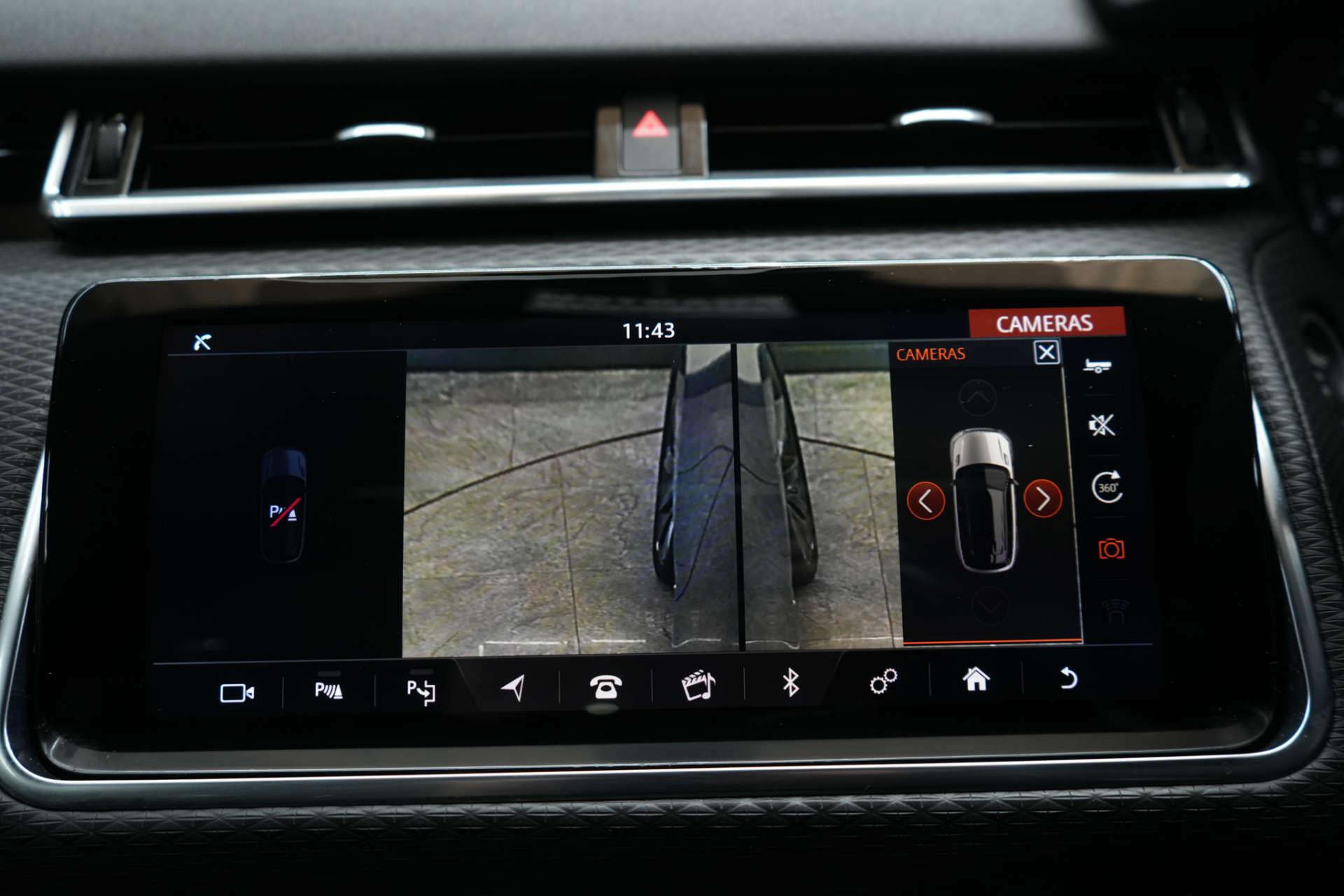 Land Rover Range Rover Velar view 43