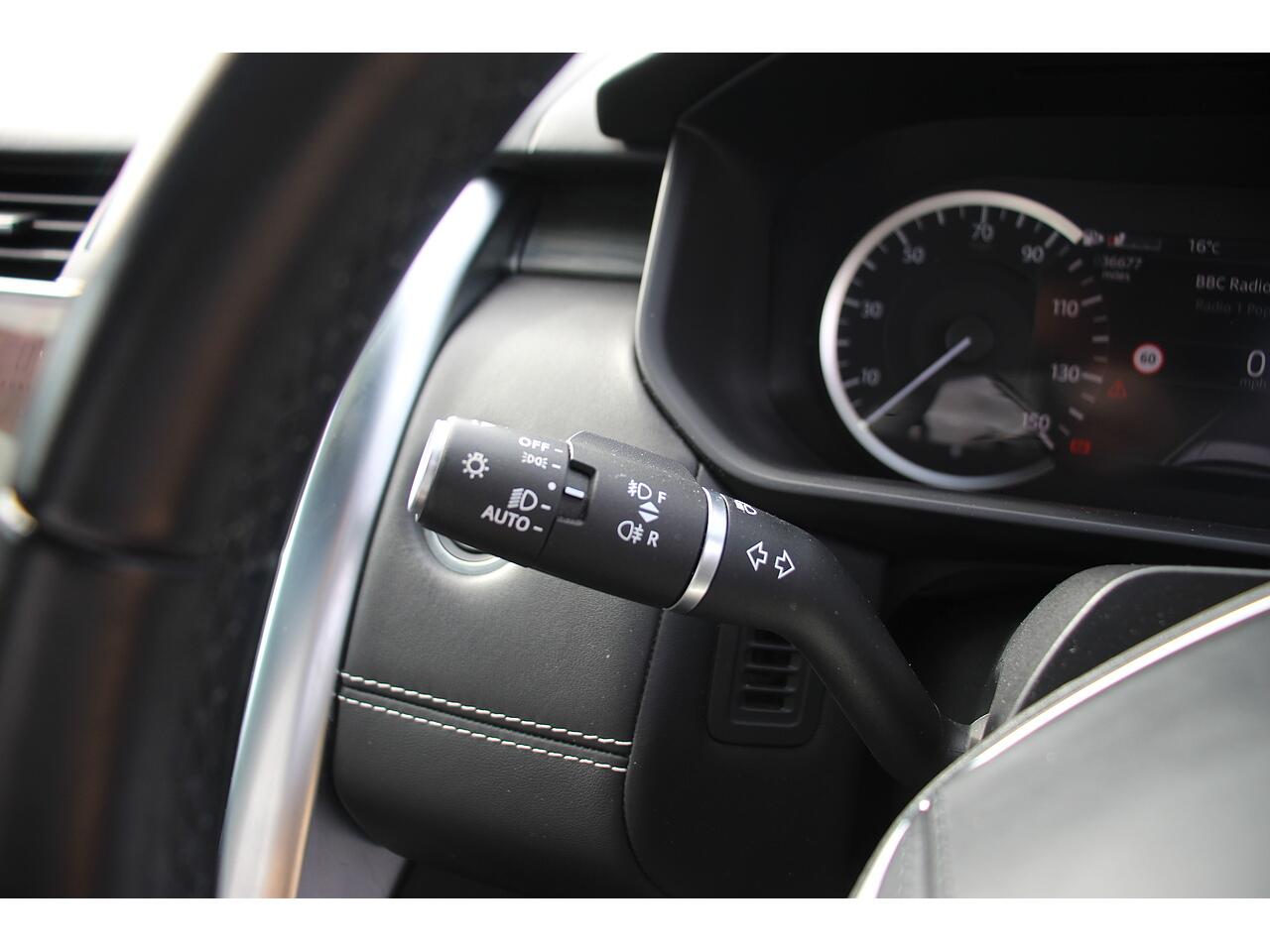 Land Rover Discovery view 54
