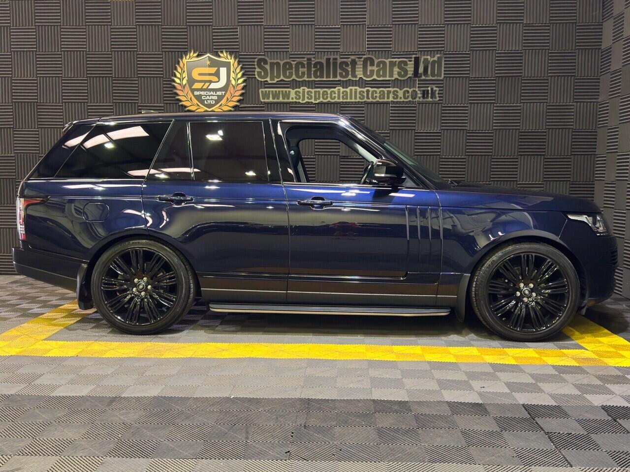 Land Rover Range Rover view 11