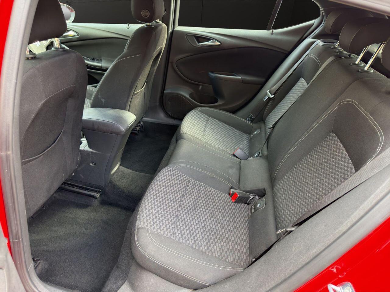 Vauxhall Astra view 16