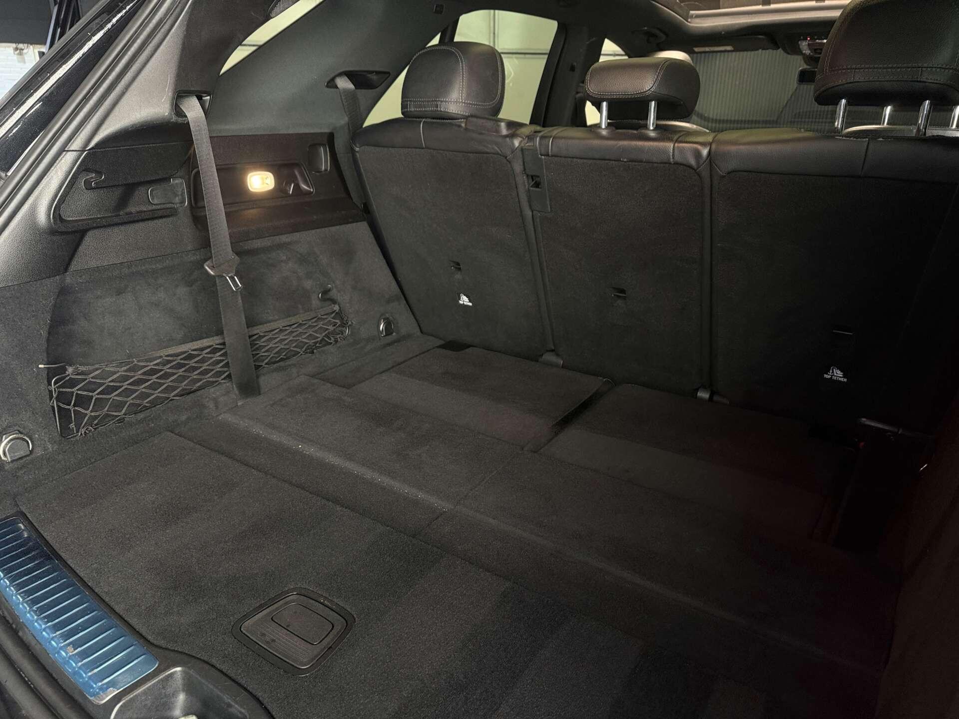 Mercedes-Benz Gle view 17