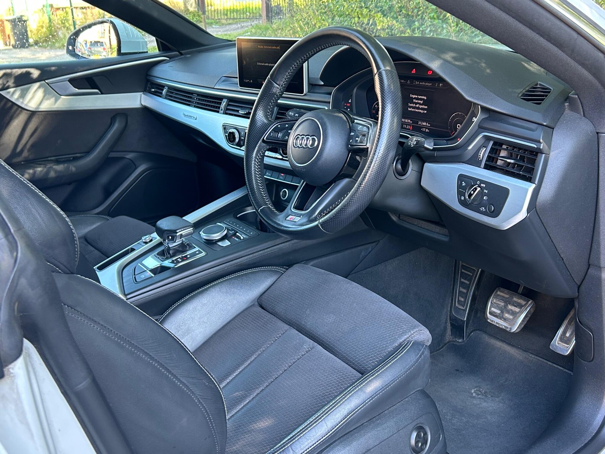 Audi A5 view 16