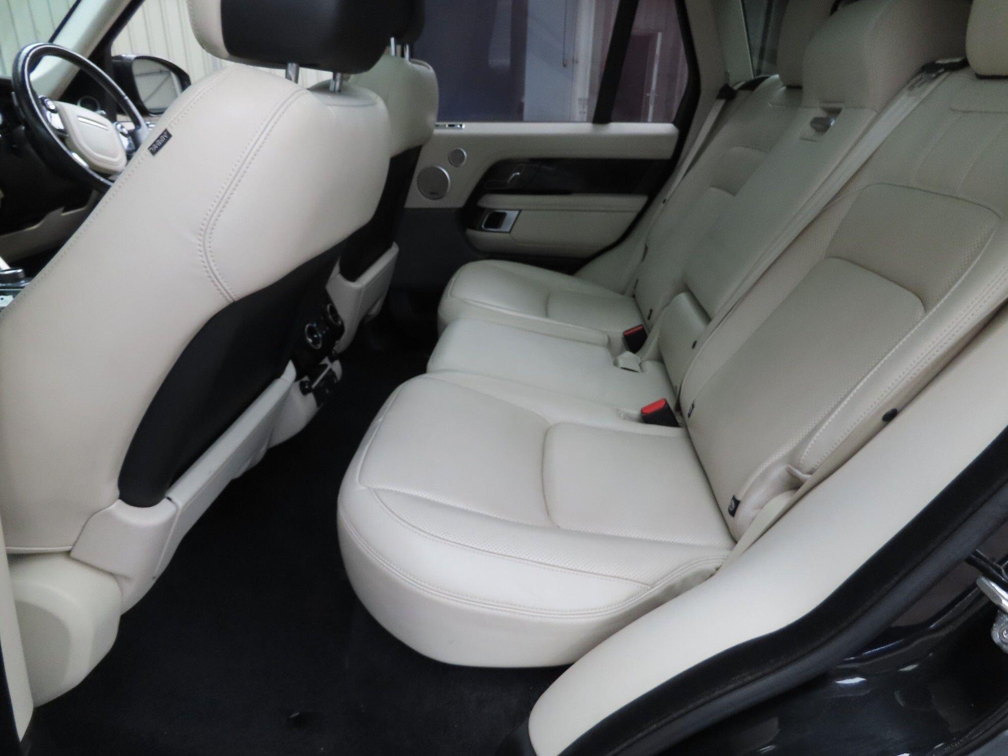 Land Rover Range Rover view 8