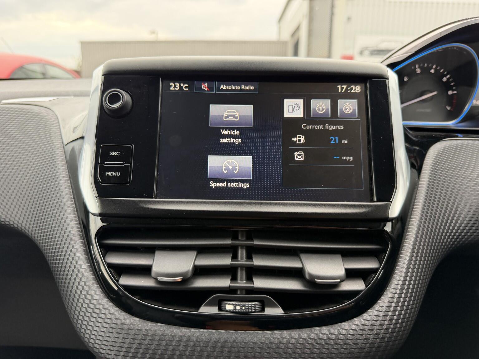 Peugeot 2008 view 38