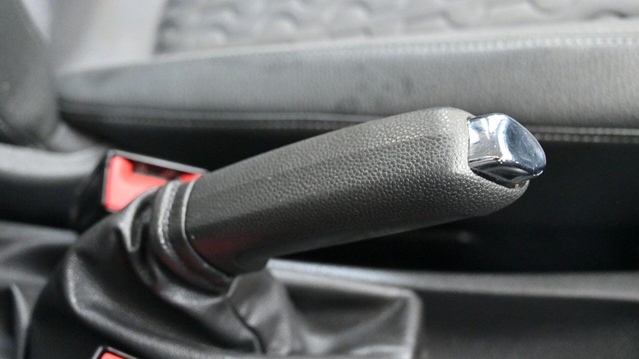 Vauxhall Corsa view 26