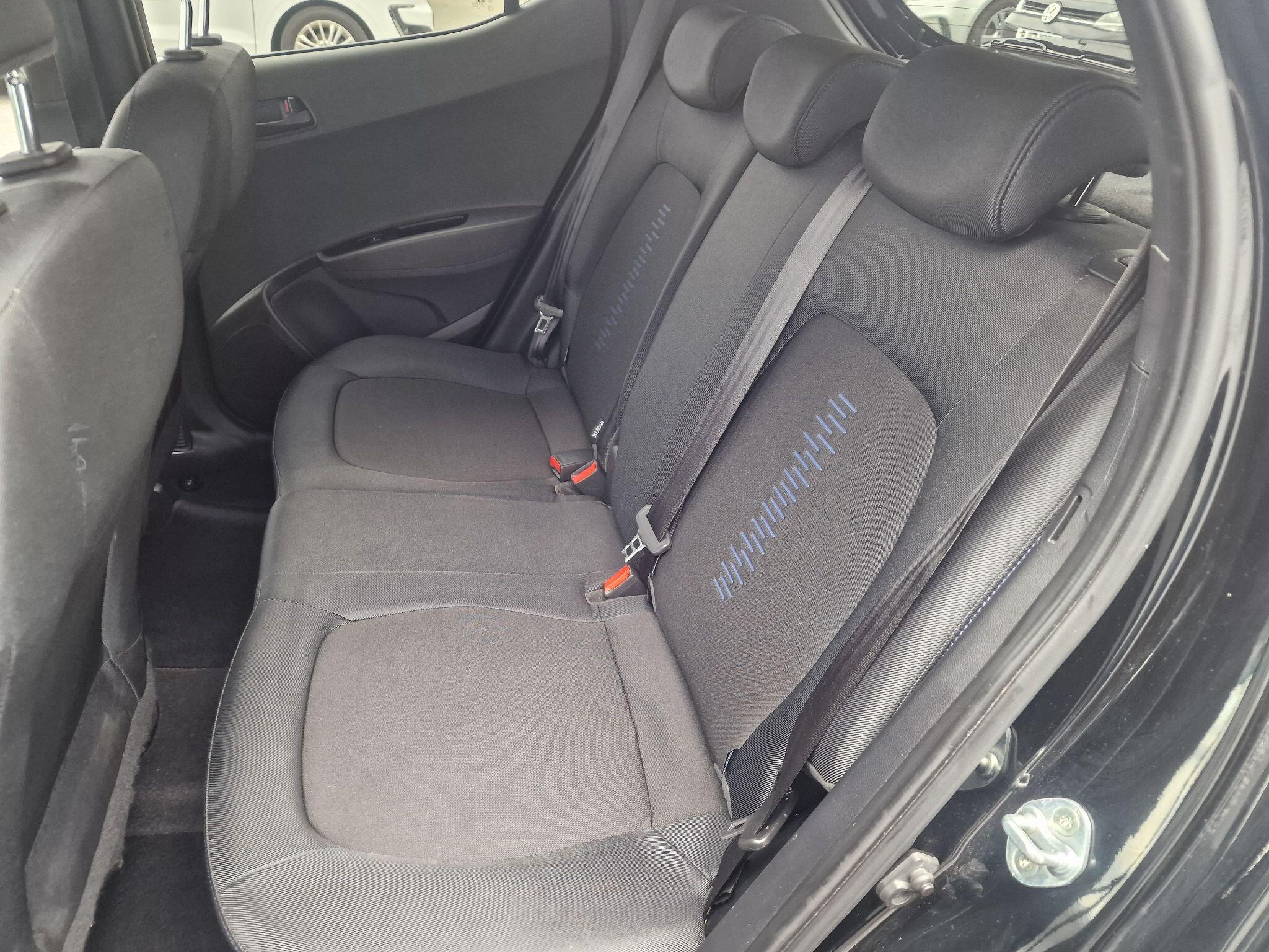 Hyundai I10 view 32