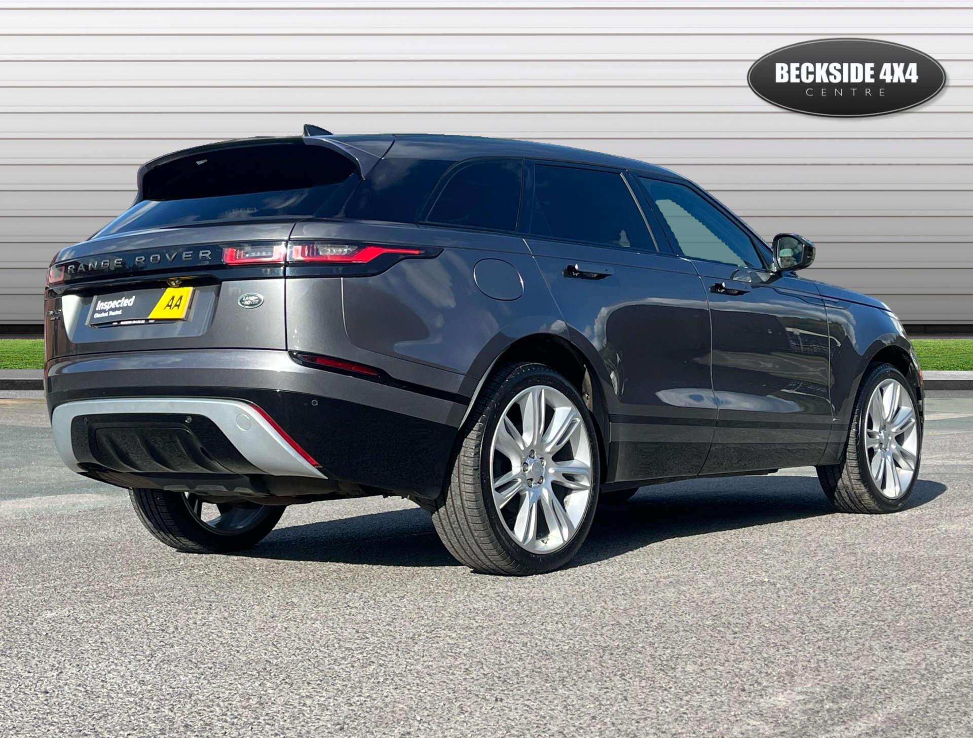 Land Rover Range Rover Velar view 4