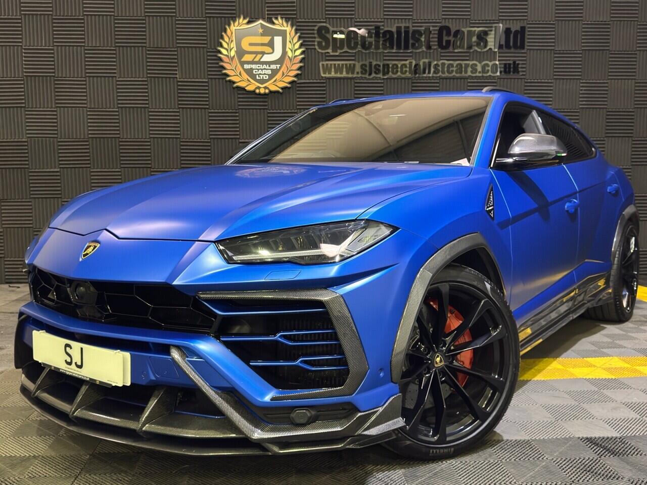 Lamborghini Urus view 22