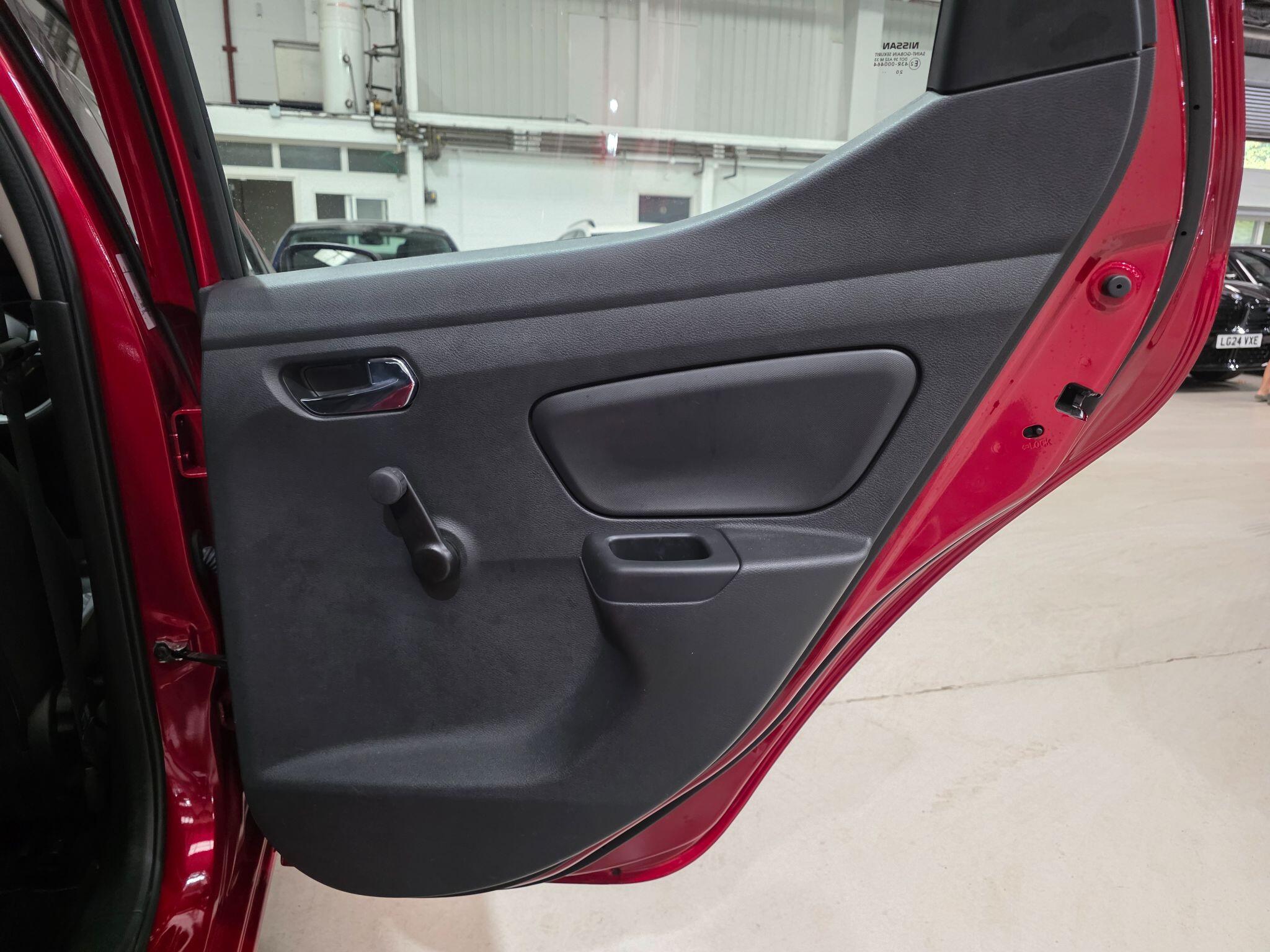 Nissan Micra view 17