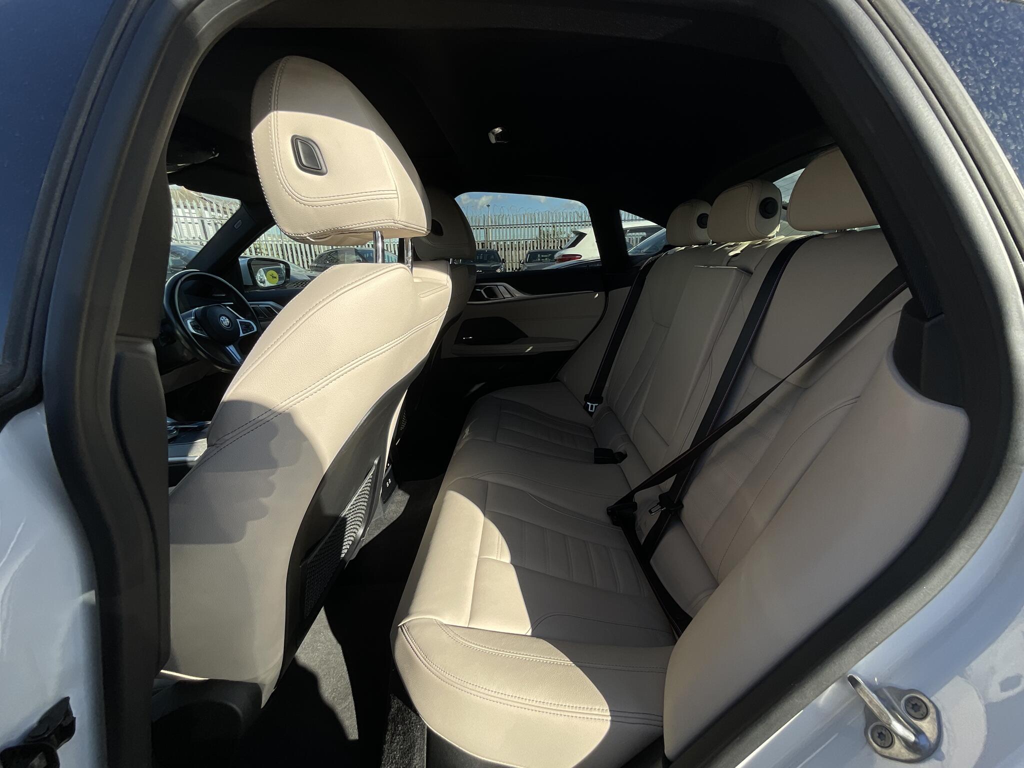 BMW I4 view 15