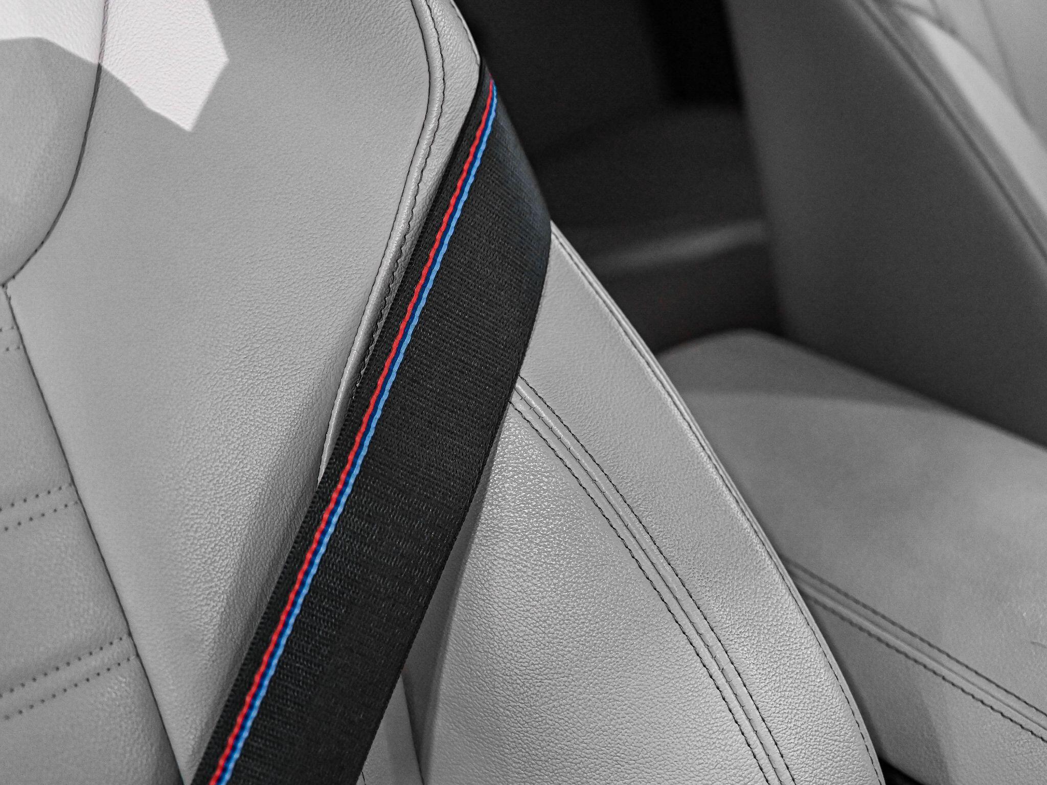 BMW 2 Series view 10