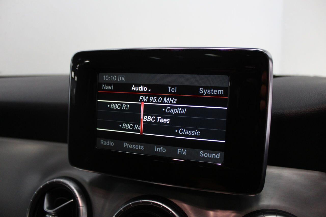 Mercedes-Benz Cla view 38