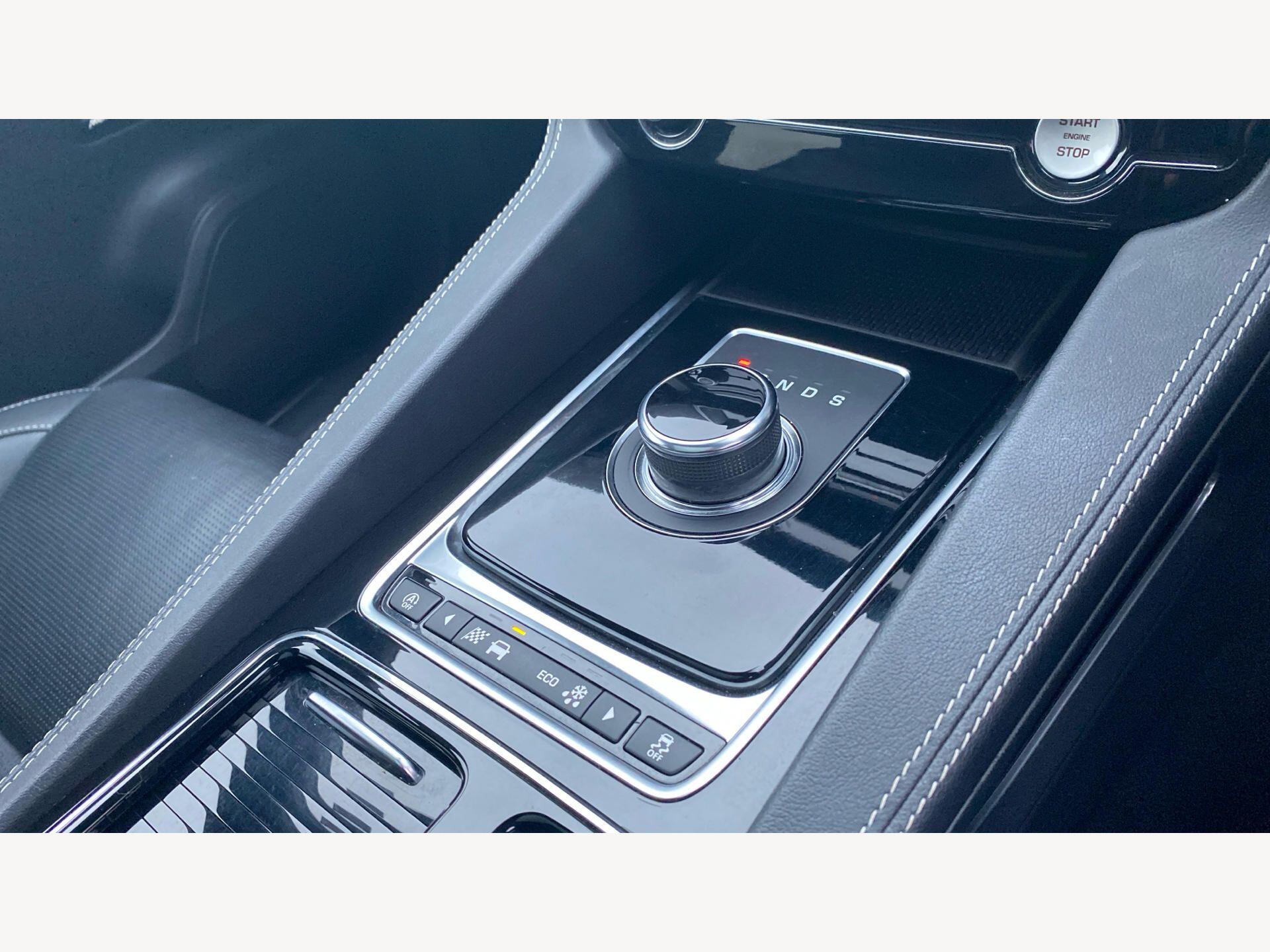 Jaguar F-Pace view 16