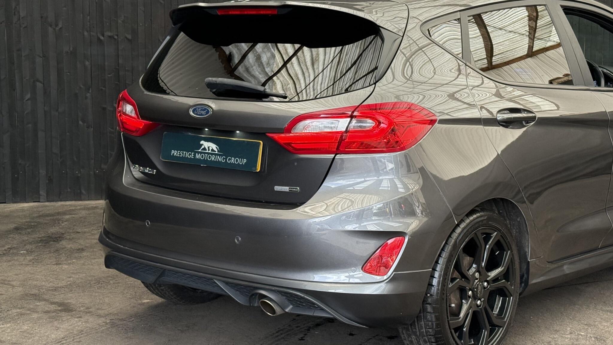 Ford Fiesta view 13
