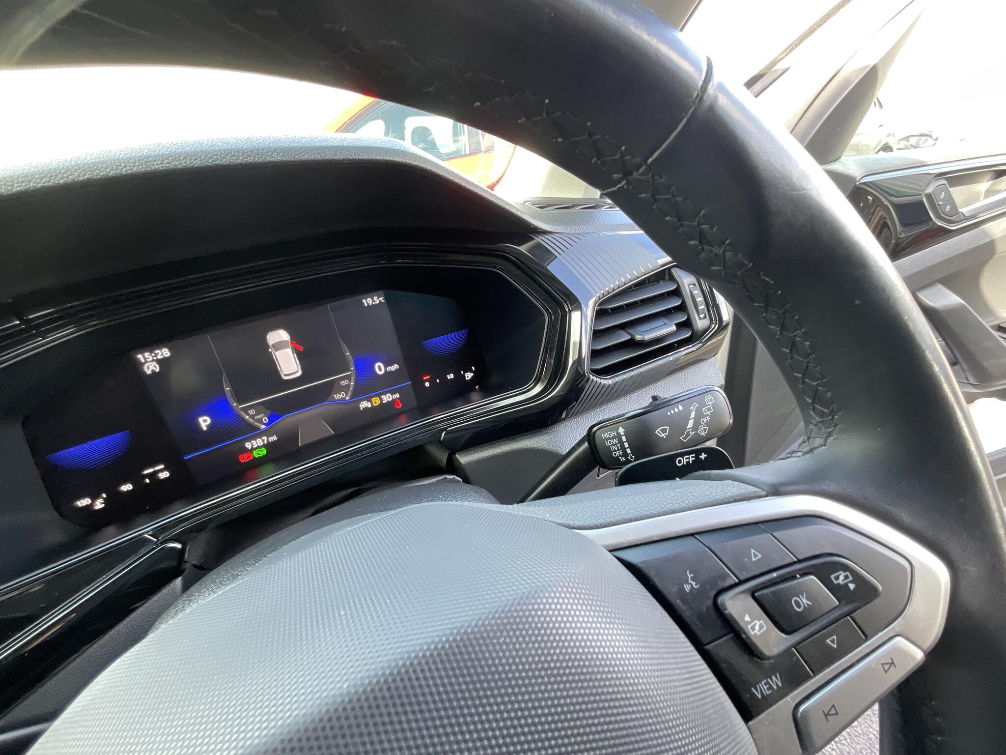 Volkswagen T-Cross view 22
