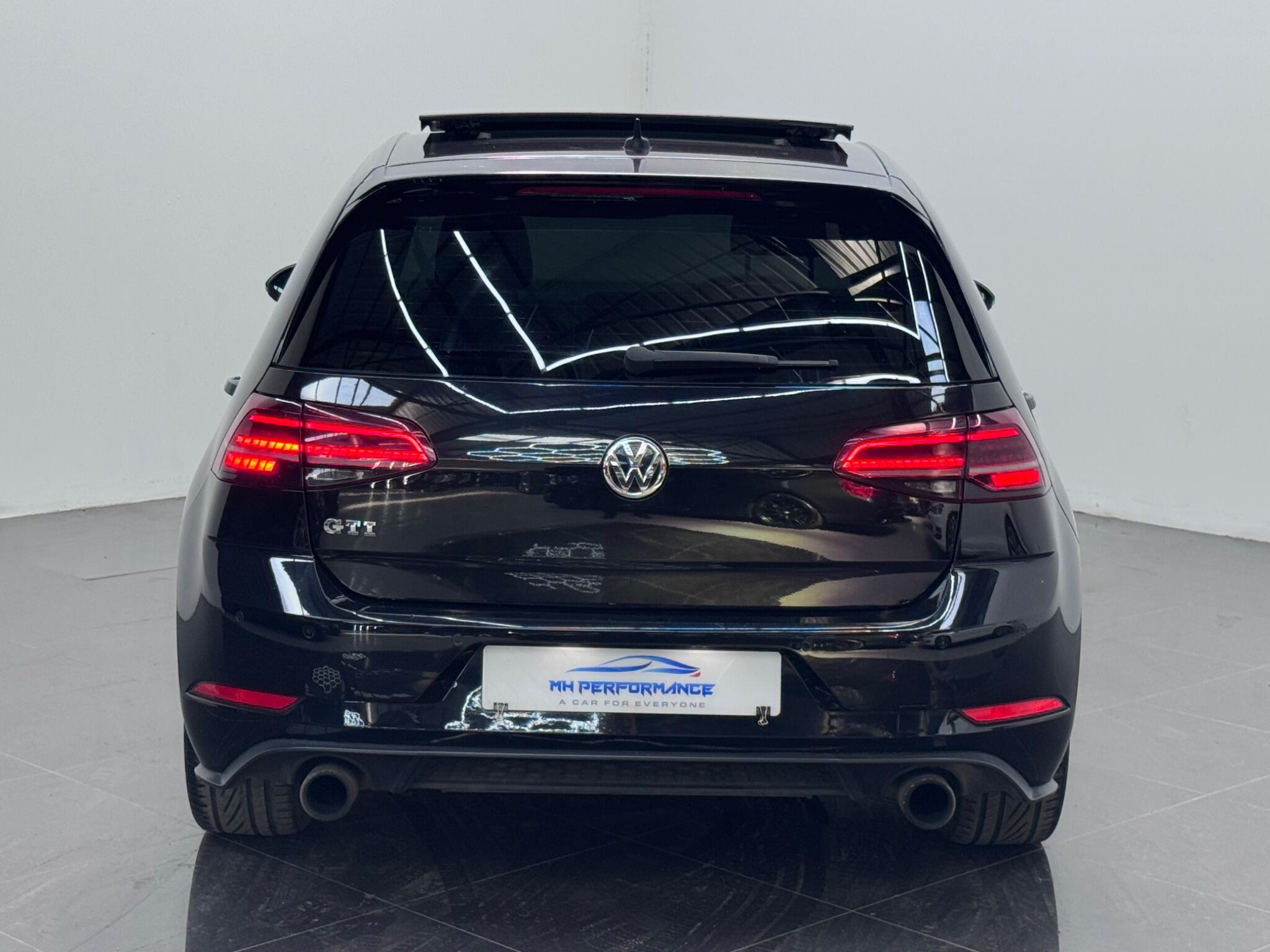 Volkswagen Golf view 38