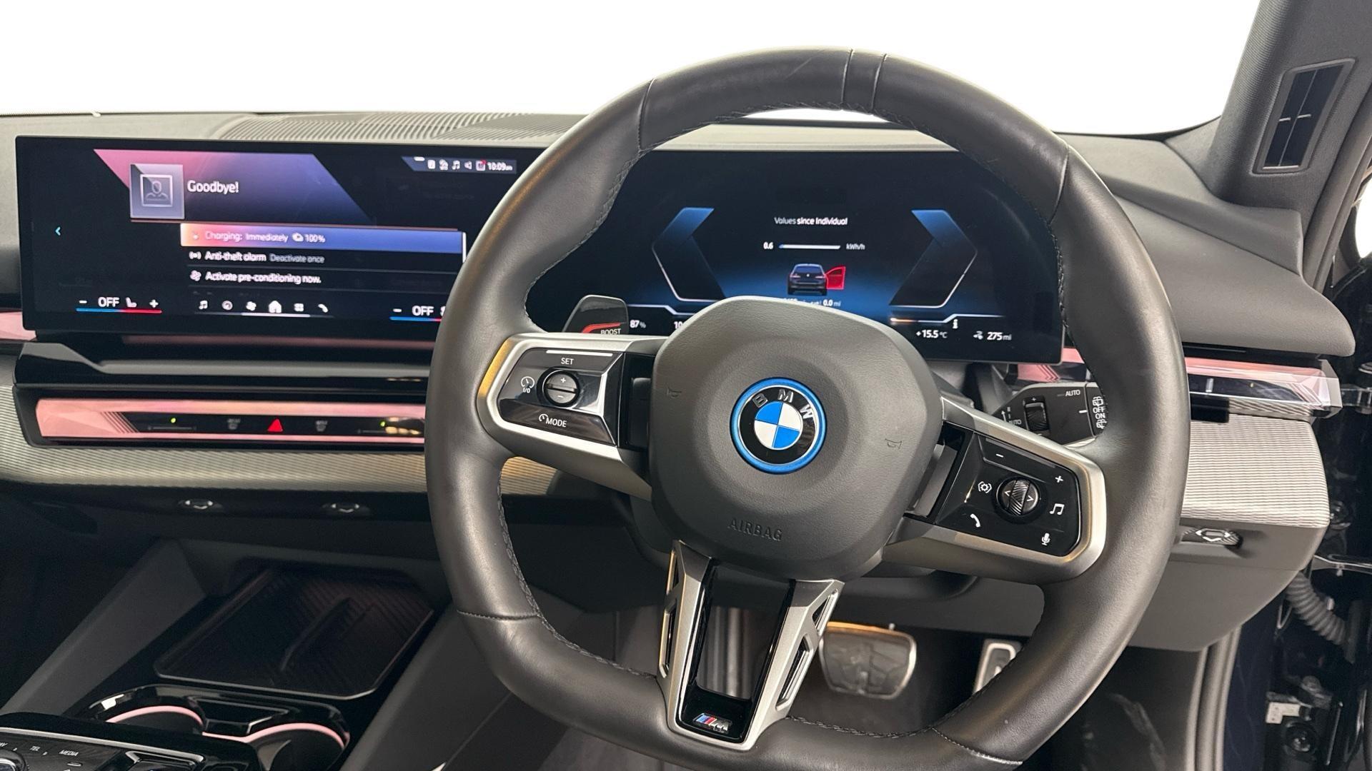 BMW i5 view 5