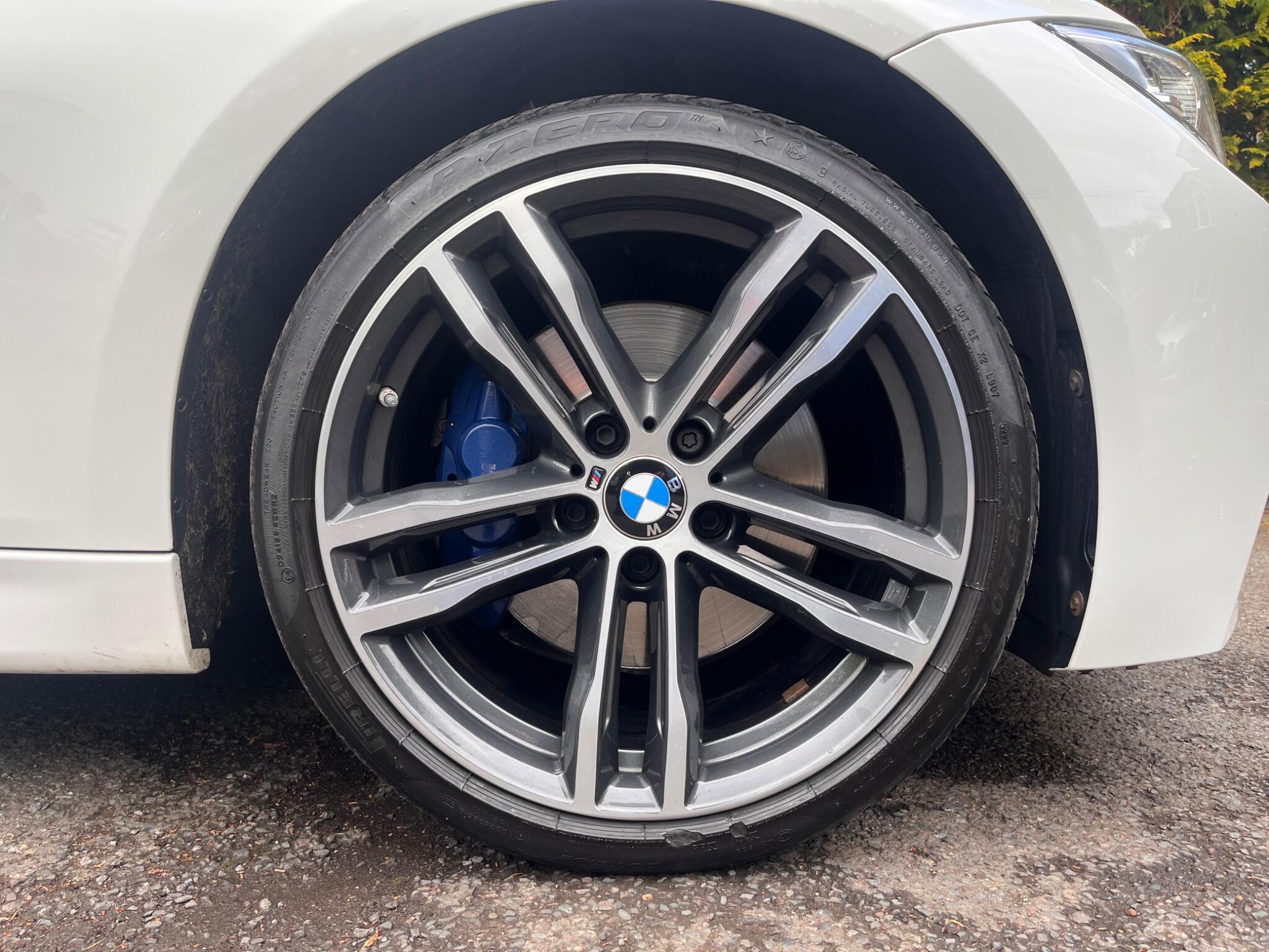 BMW 3 Series view 41