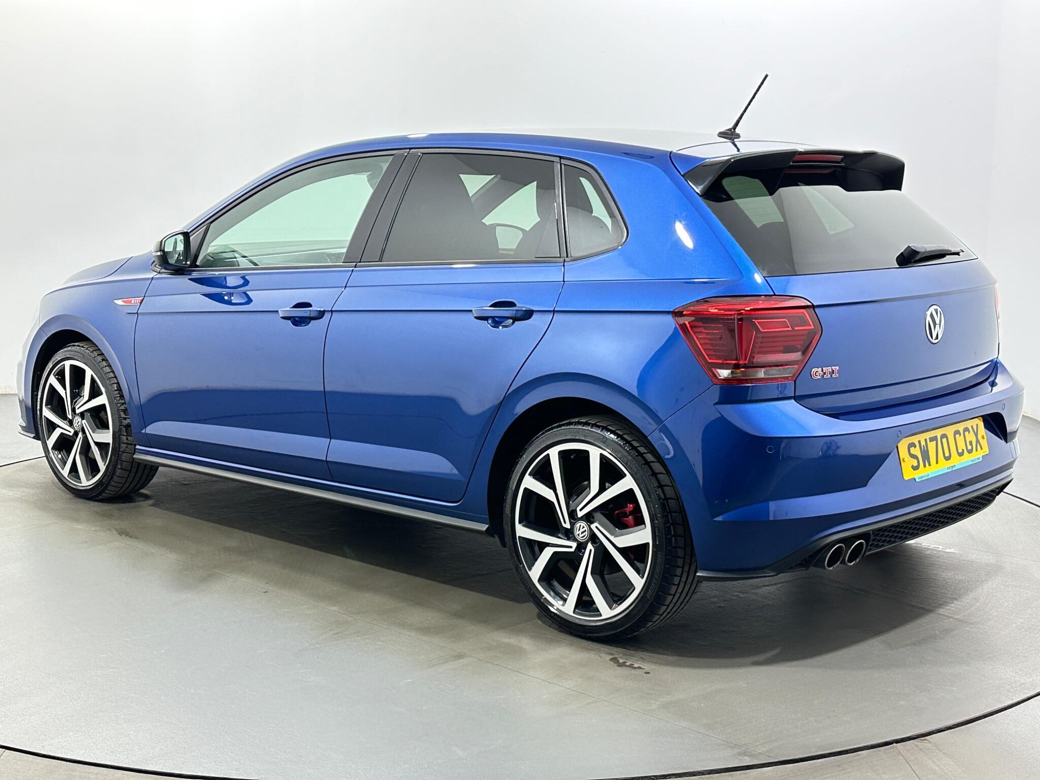 Volkswagen Polo view 6