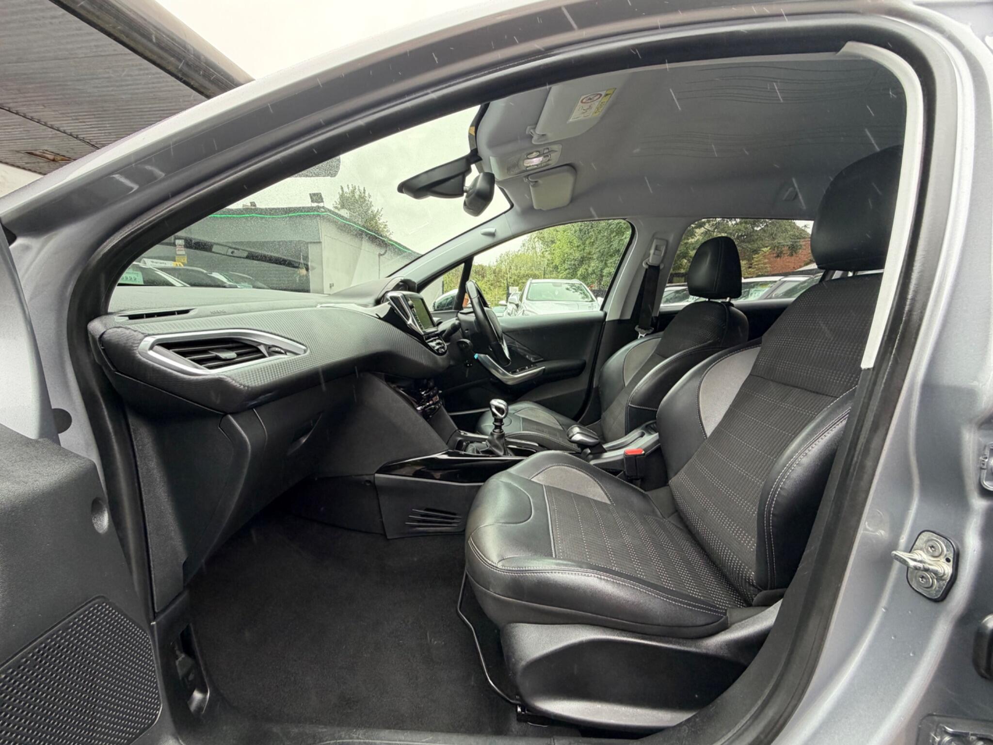Peugeot 2008 view 46