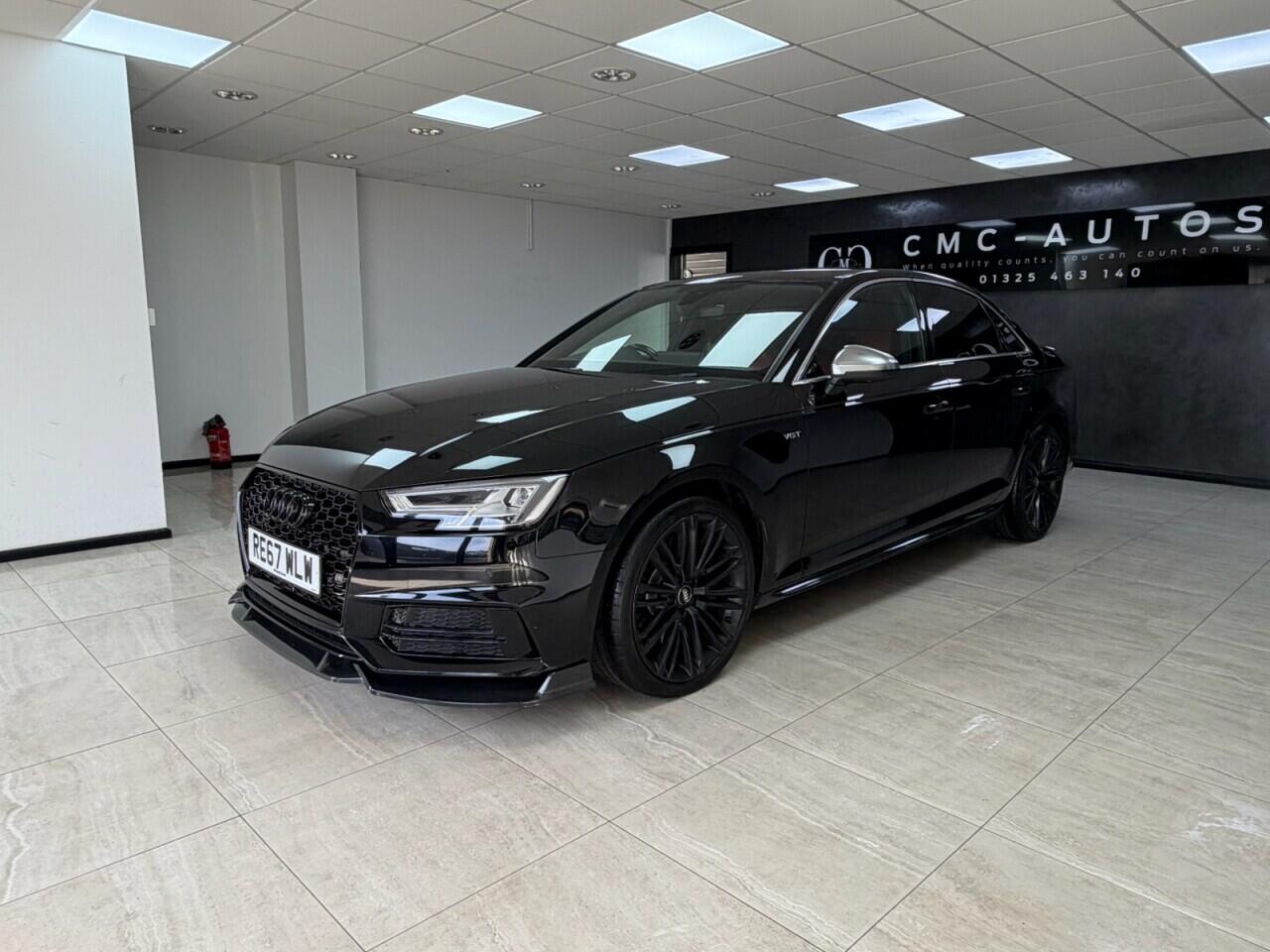 Audi S4 view 7