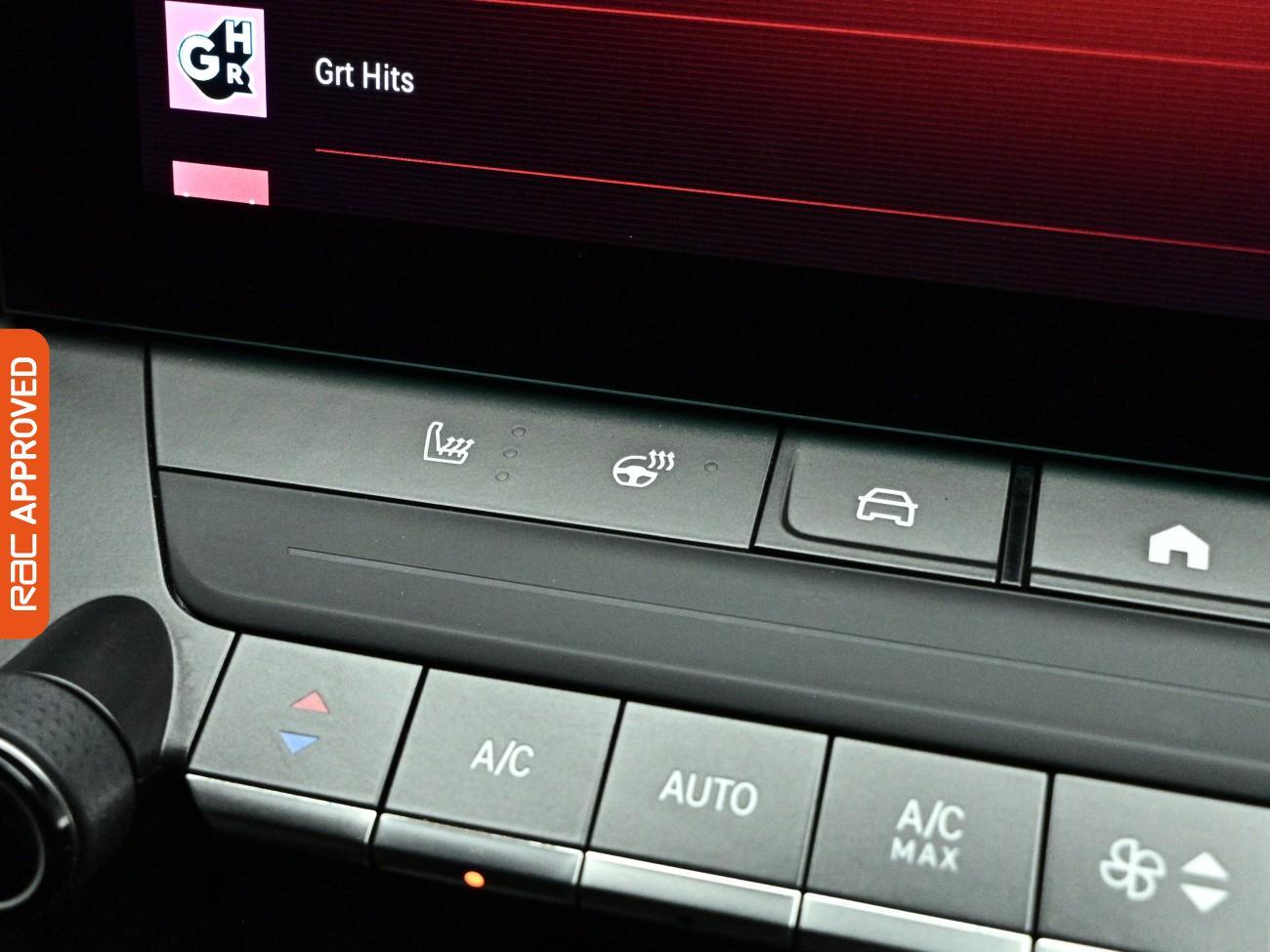 Vauxhall Astra Electric view 17