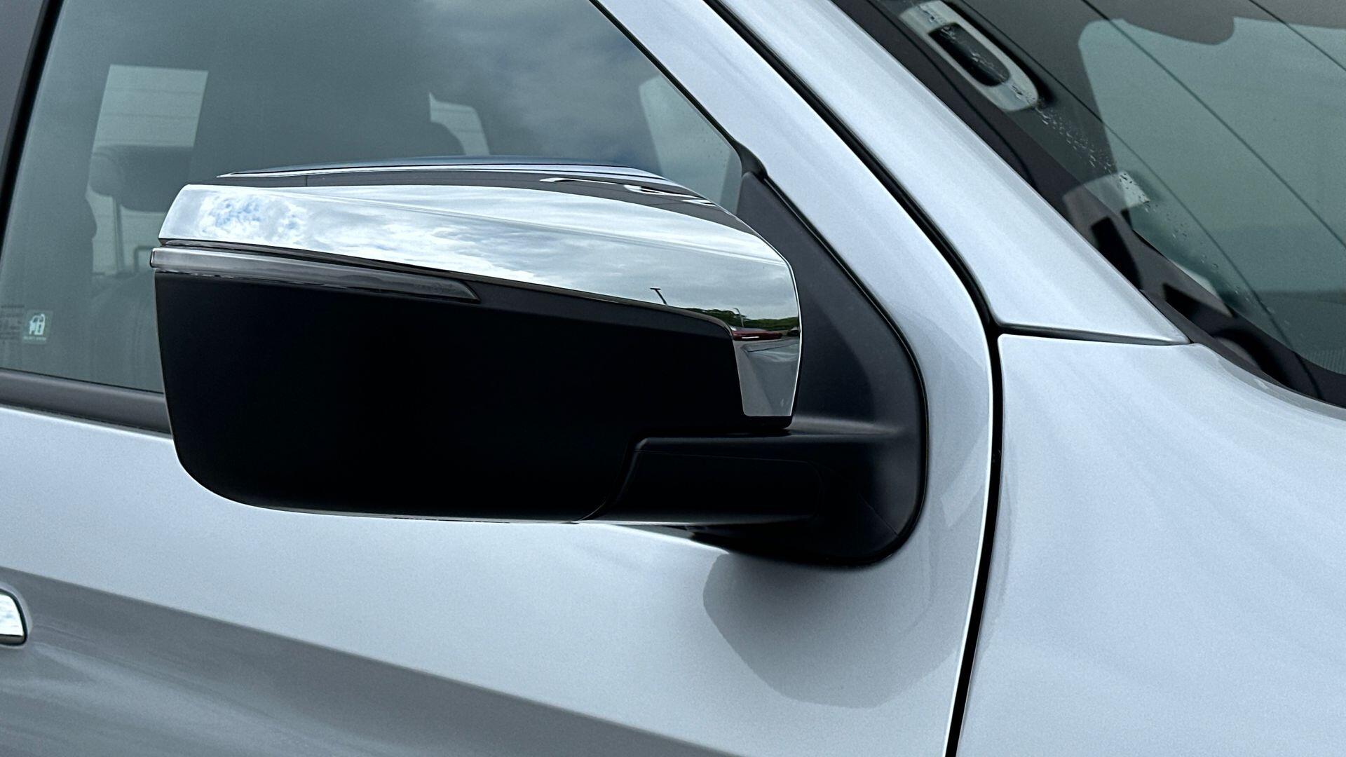 Isuzu D-Max view 20