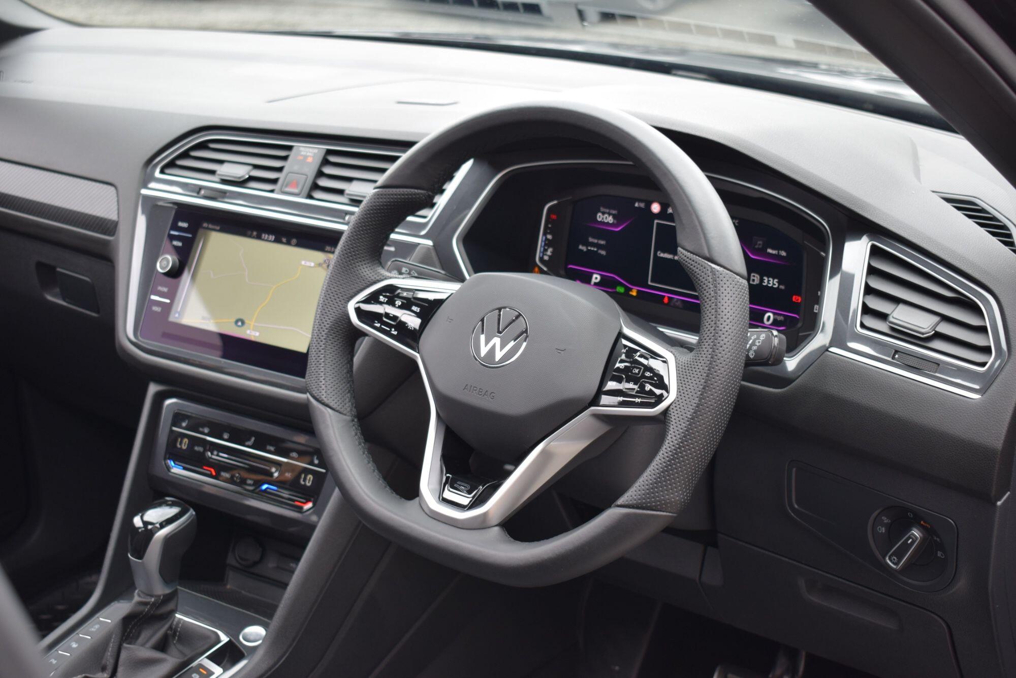 Volkswagen Tiguan Allspace view 15