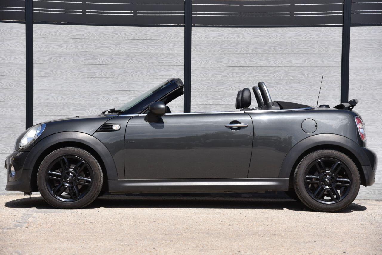 Mini Cooper view 4