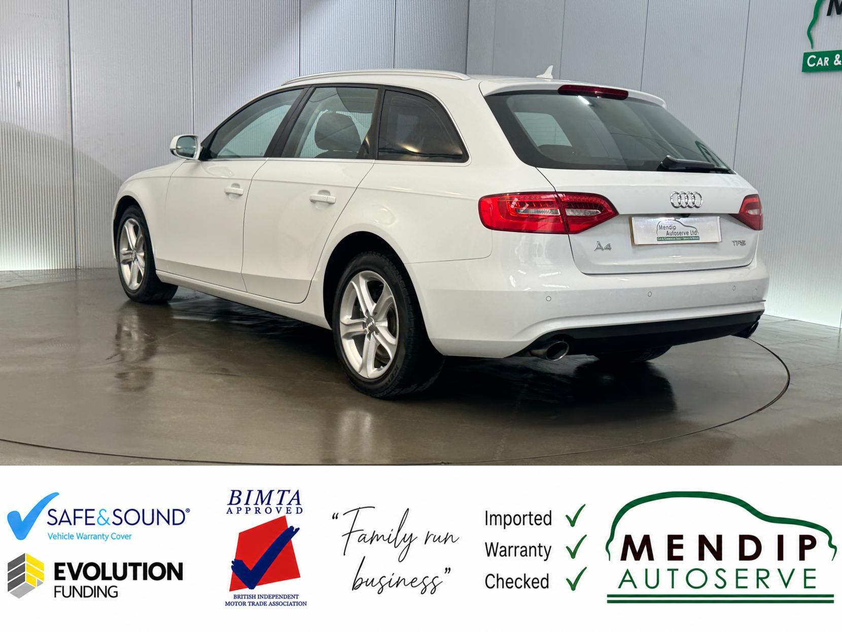 Audi A4 Avant view 20