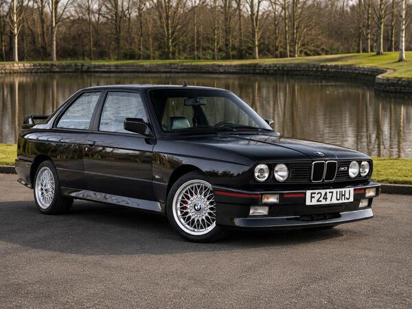 1988 BMW M3 Saloon Rear-wheel drive Manual