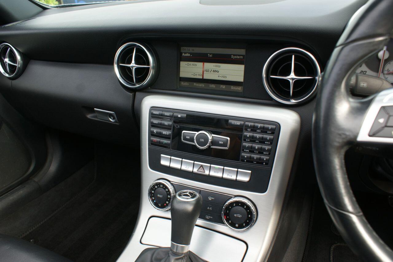 Mercedes-Benz SLK view 39