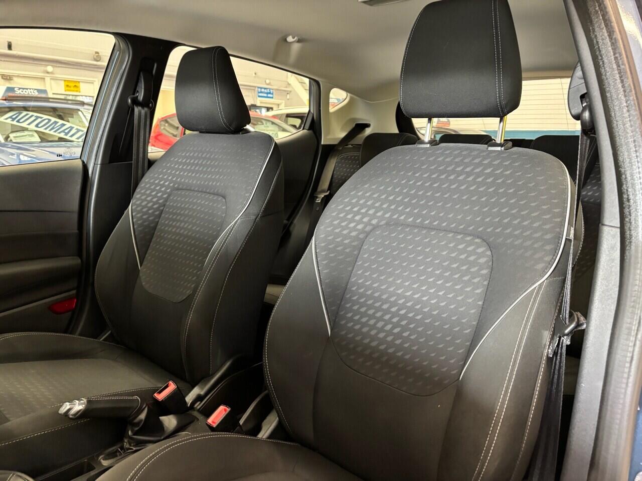 Ford Fiesta view 29