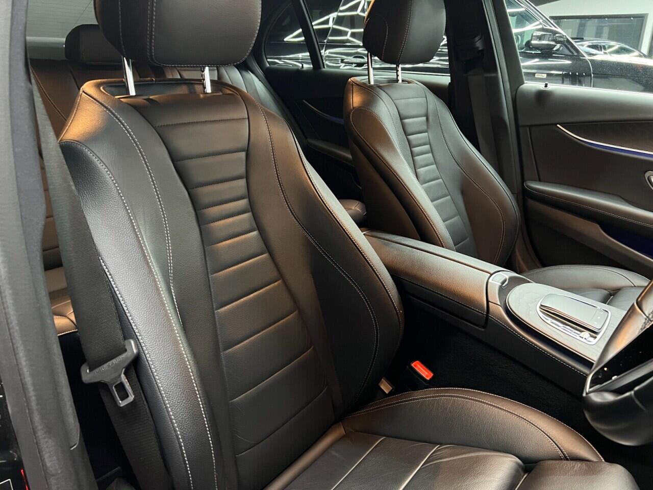 Mercedes-Benz E-Class view 38