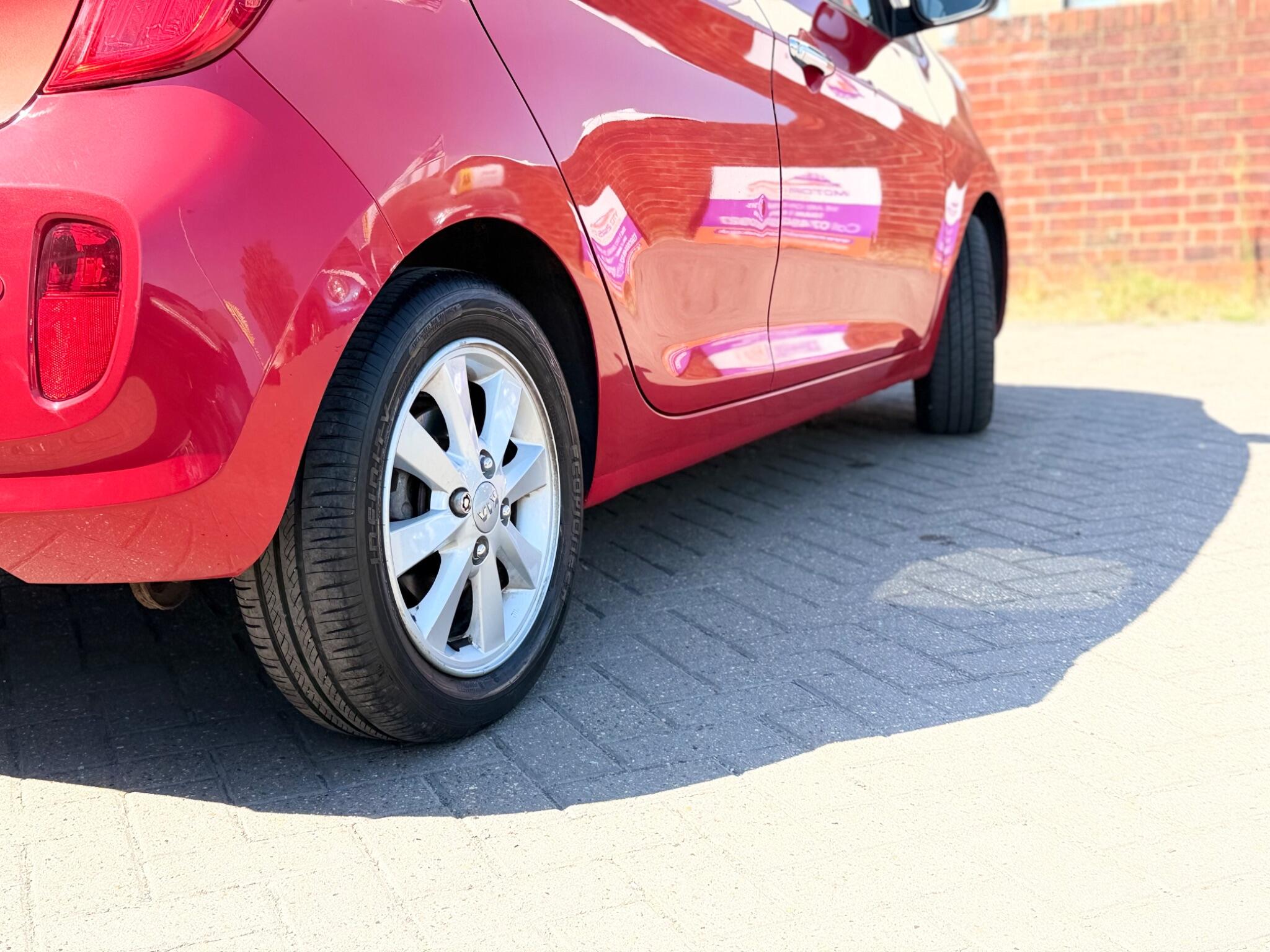 Kia Picanto view 10