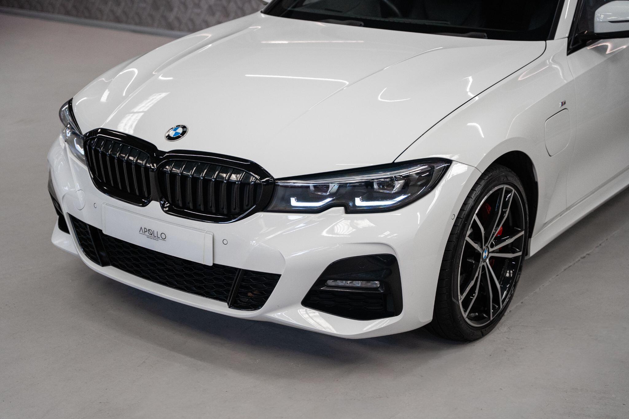 BMW 3 Series view 55