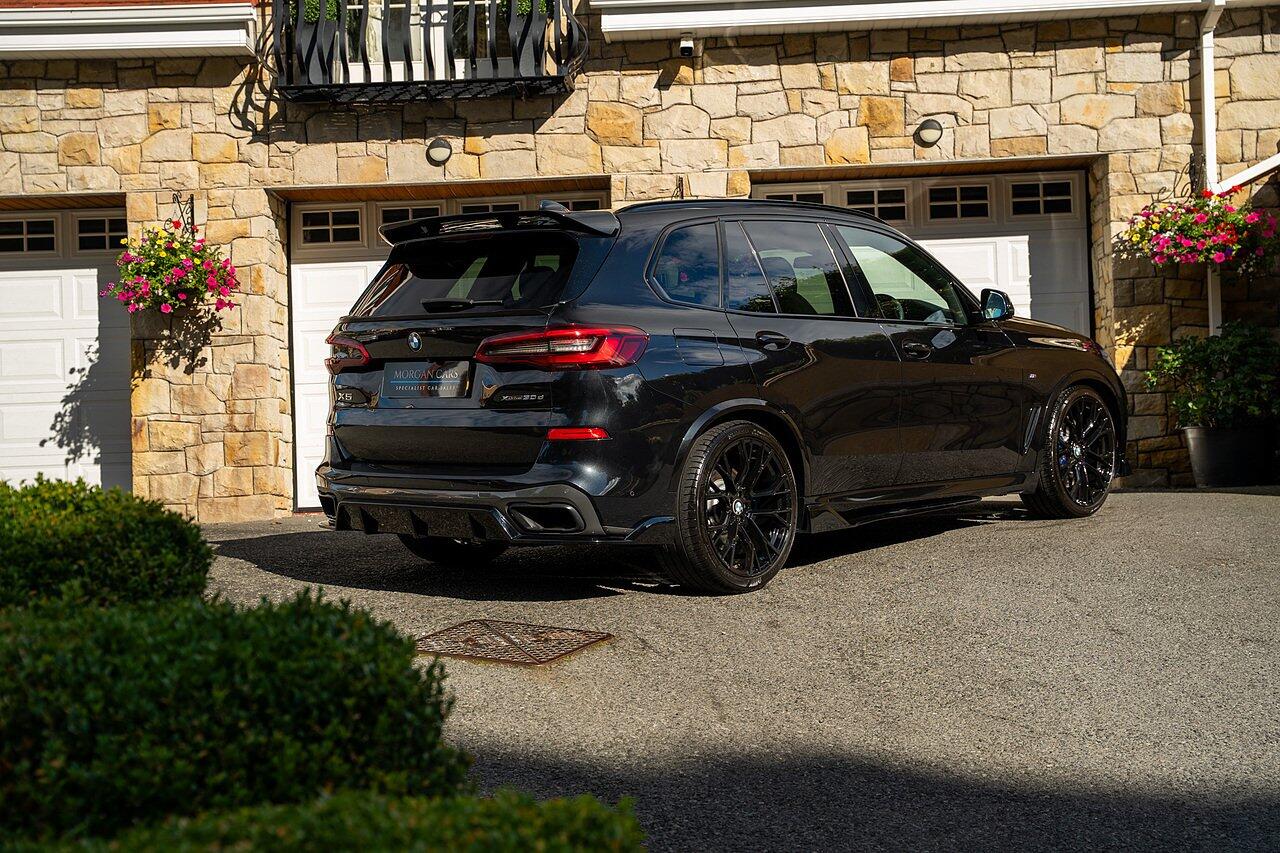 BMW X5 view 17