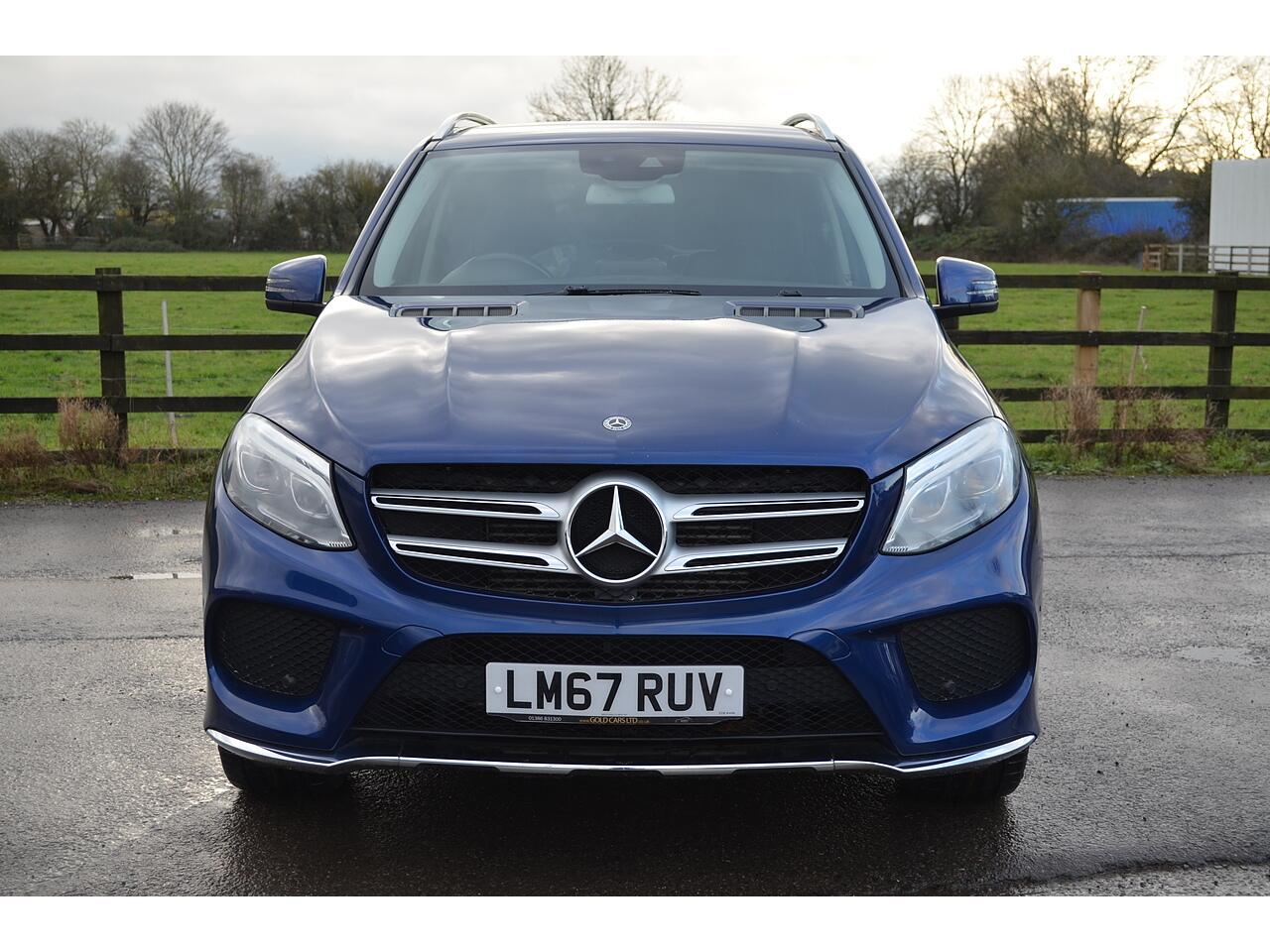 Mercedes-Benz Gle view 4