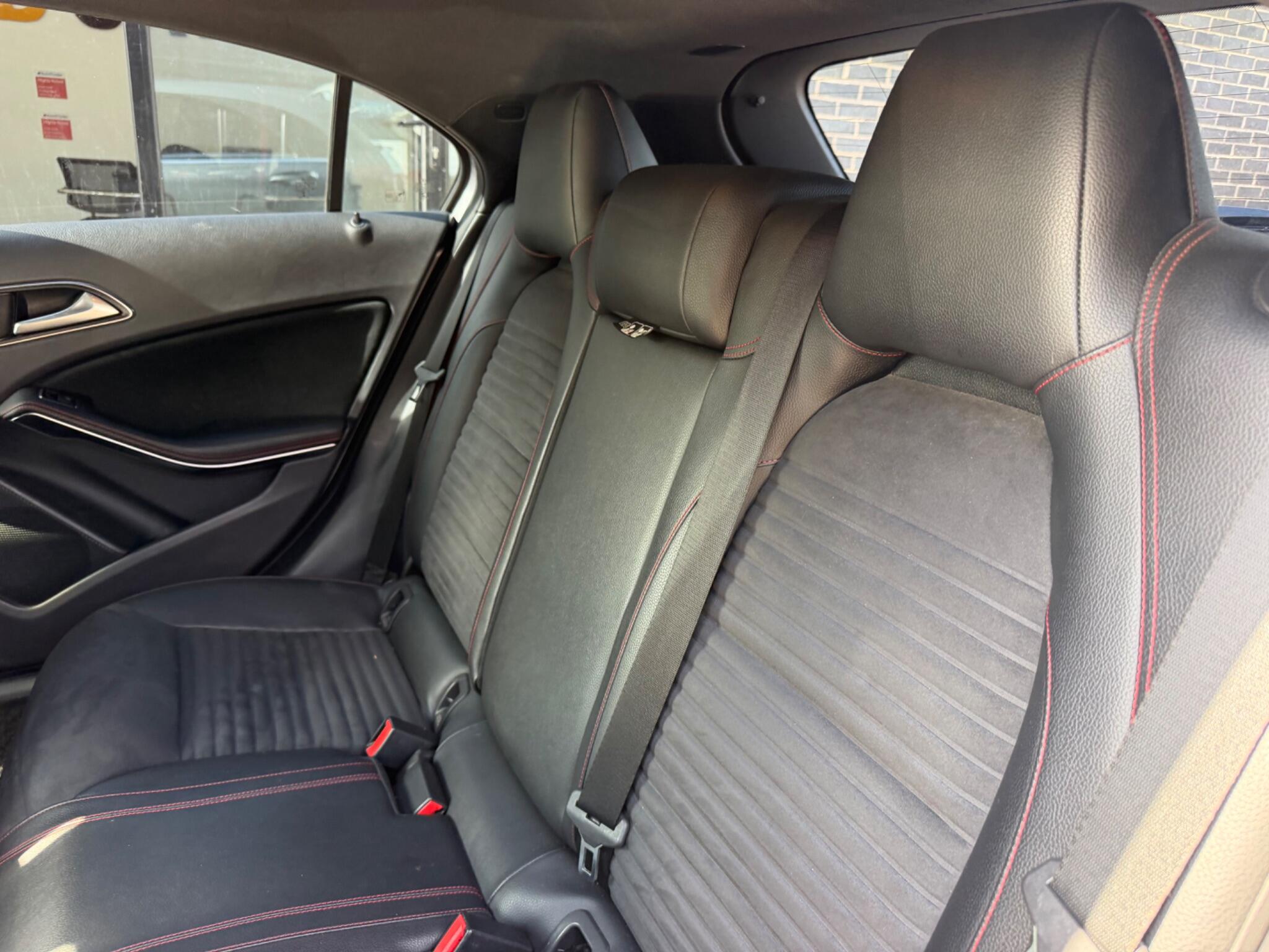 Mercedes-Benz A-Class view 27