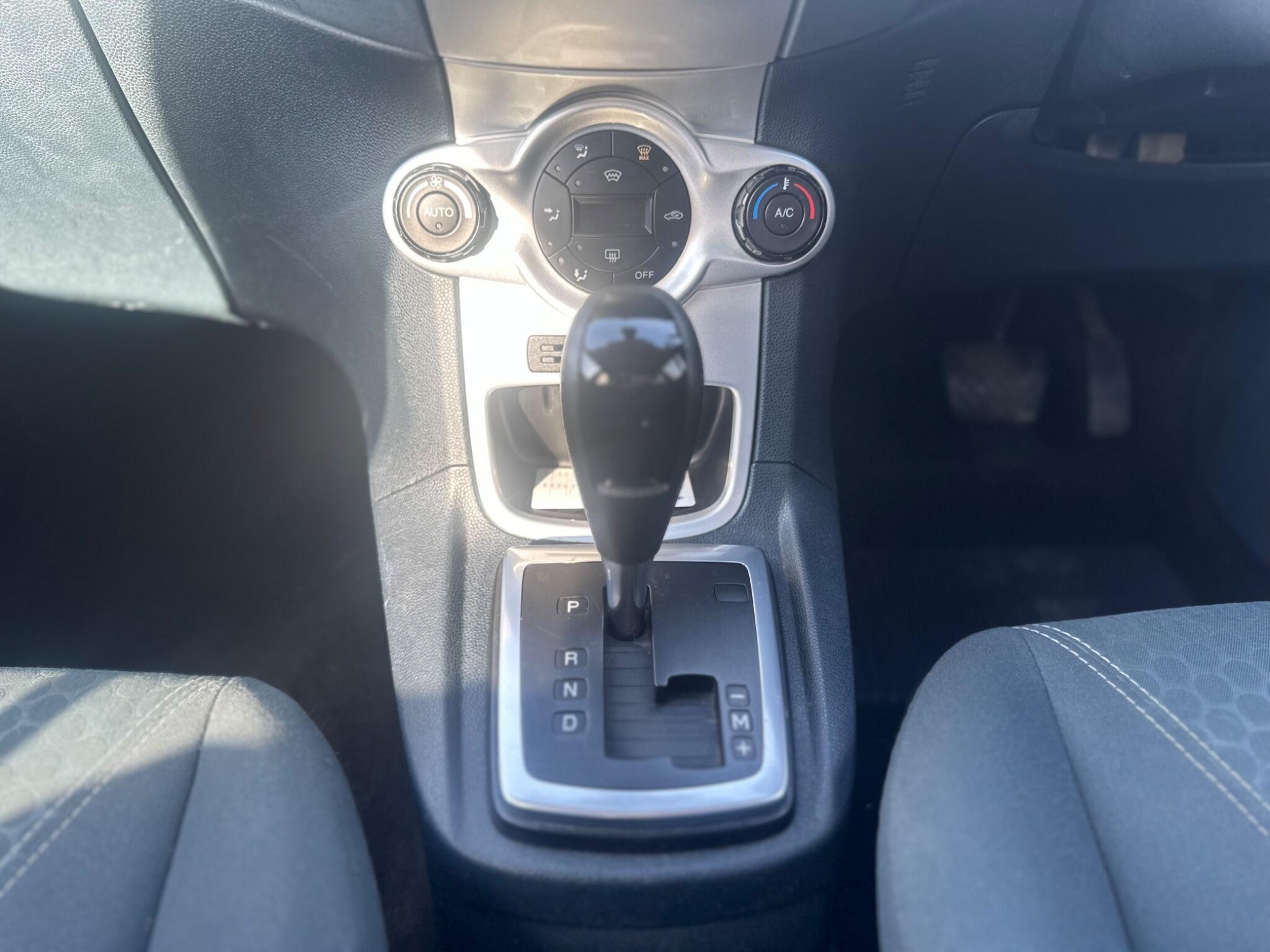Ford Fiesta view 29