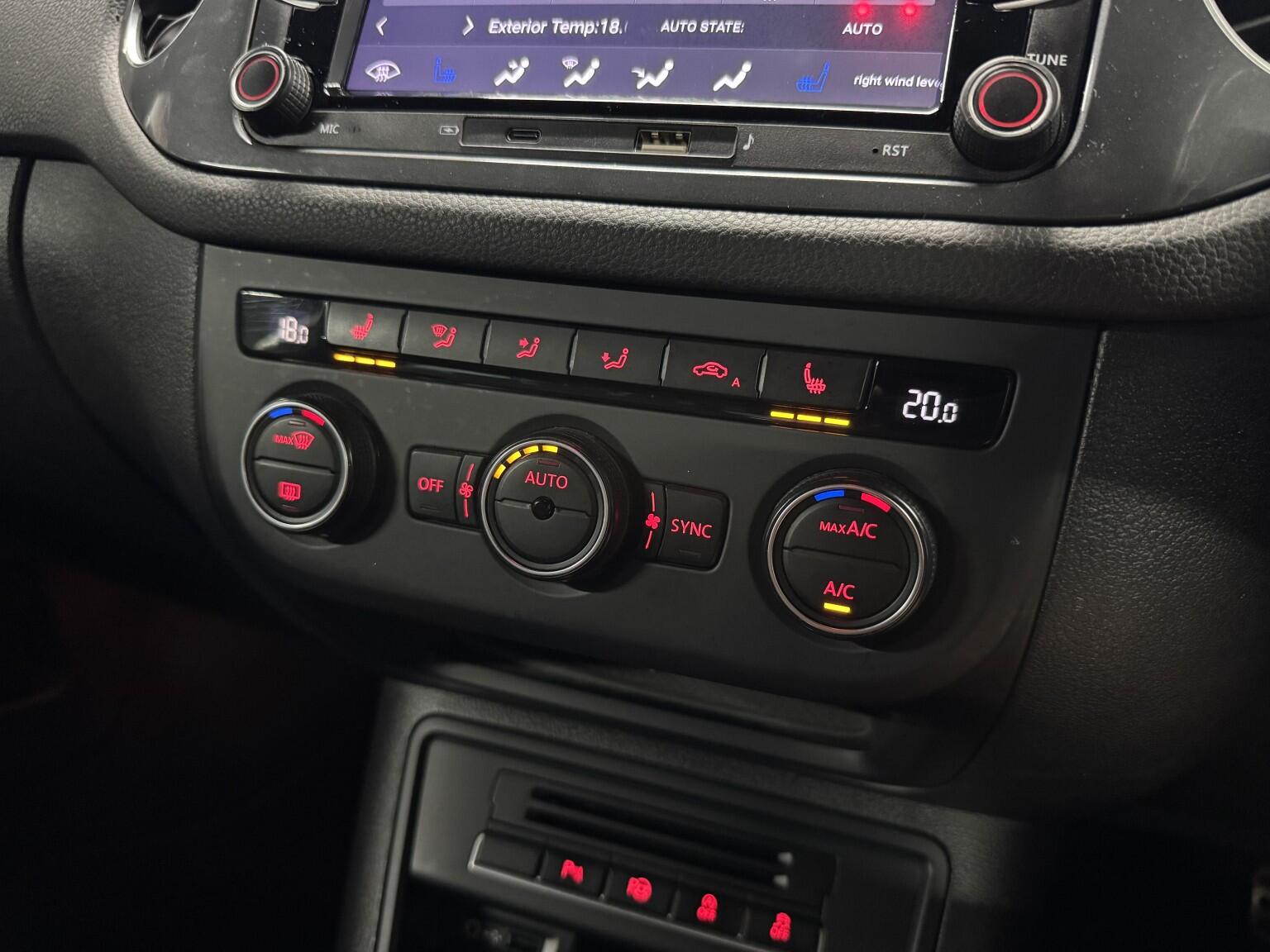 Volkswagen Tiguan view 28