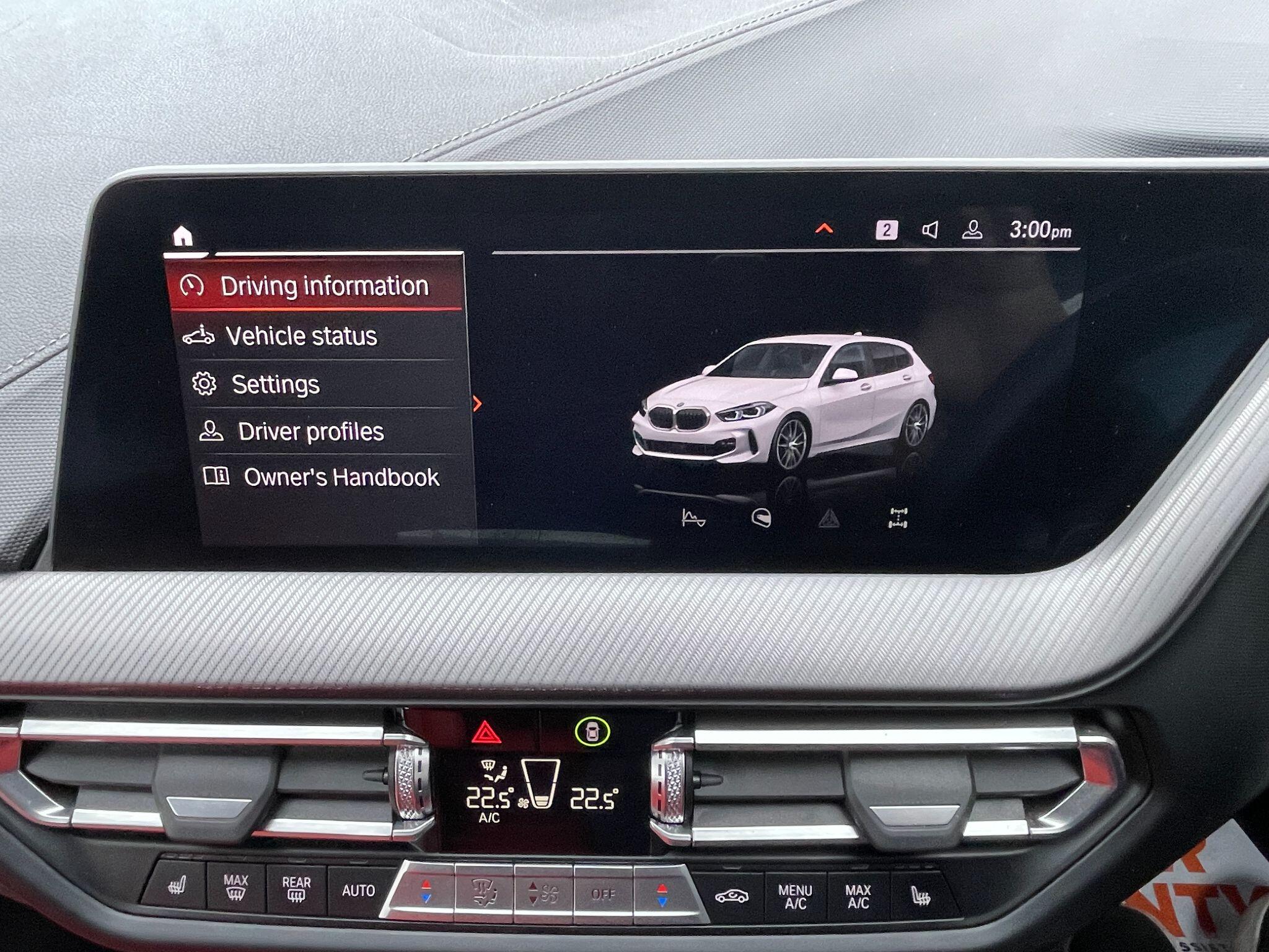 BMW 1 Series view 26
