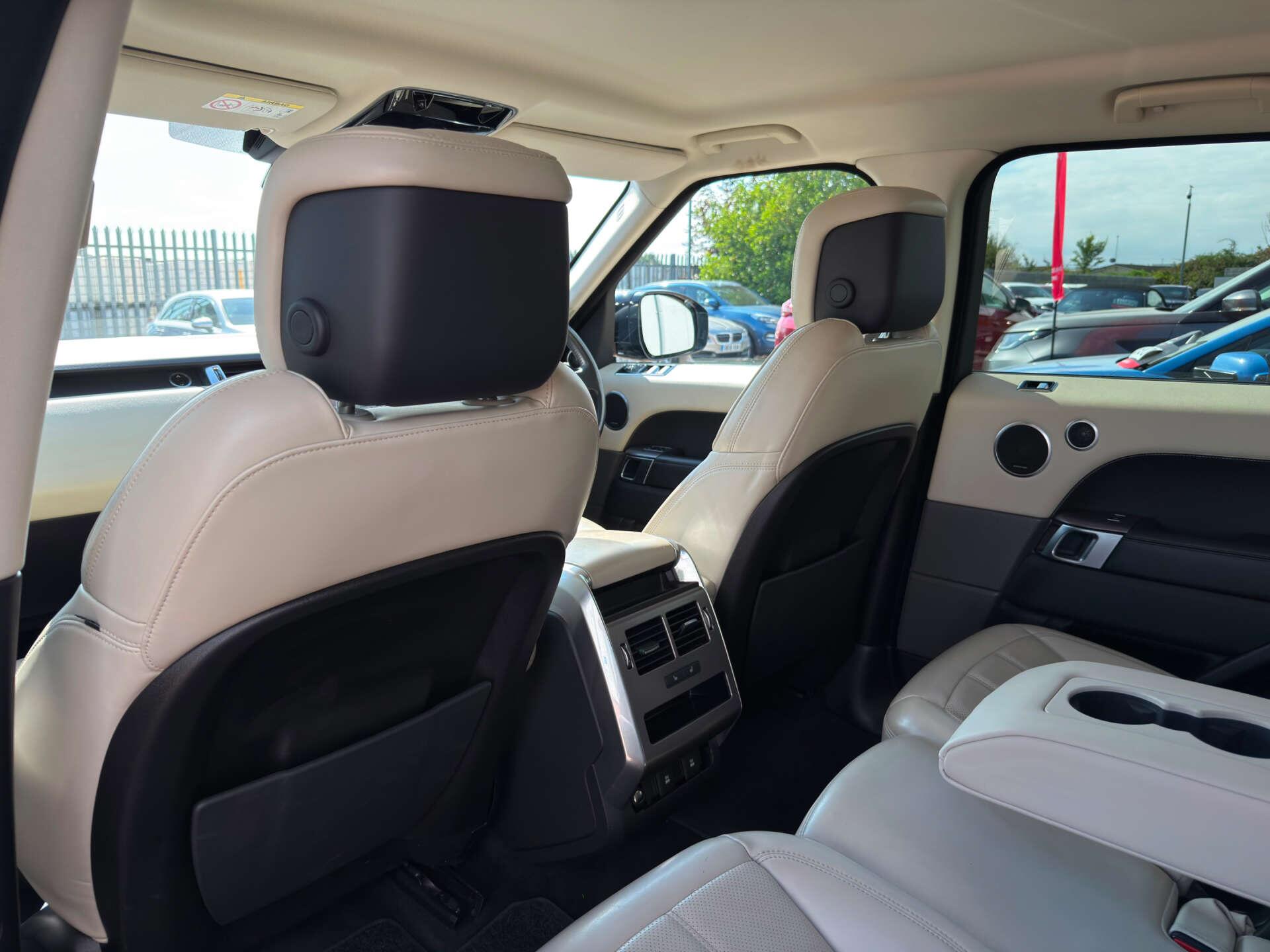Land Rover Range Rover Sport view 37