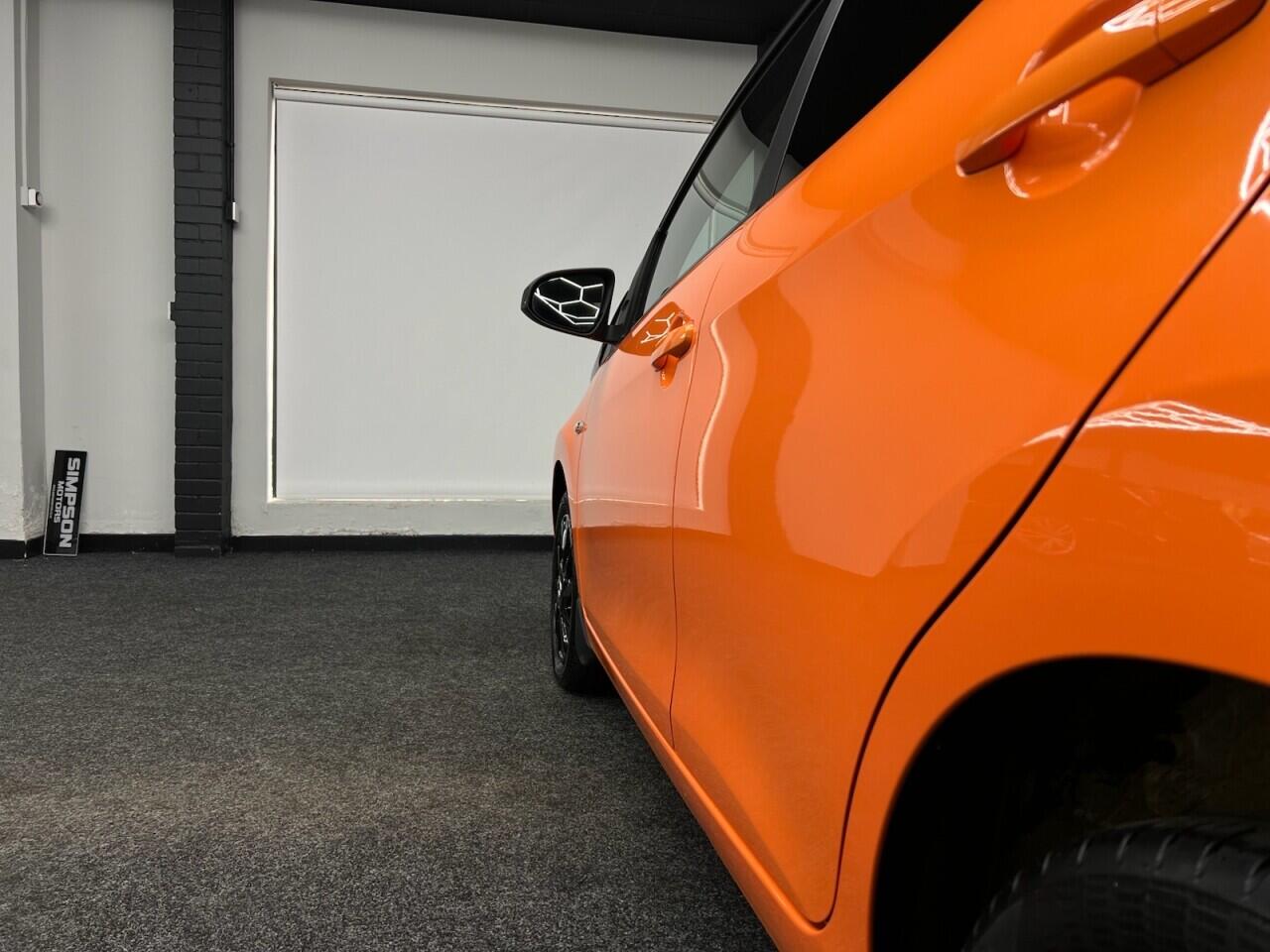 Toyota Aygo view 8