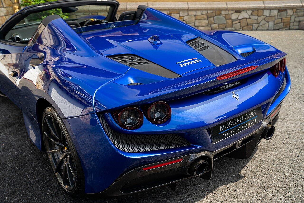 Ferrari F8 Tributo view 15