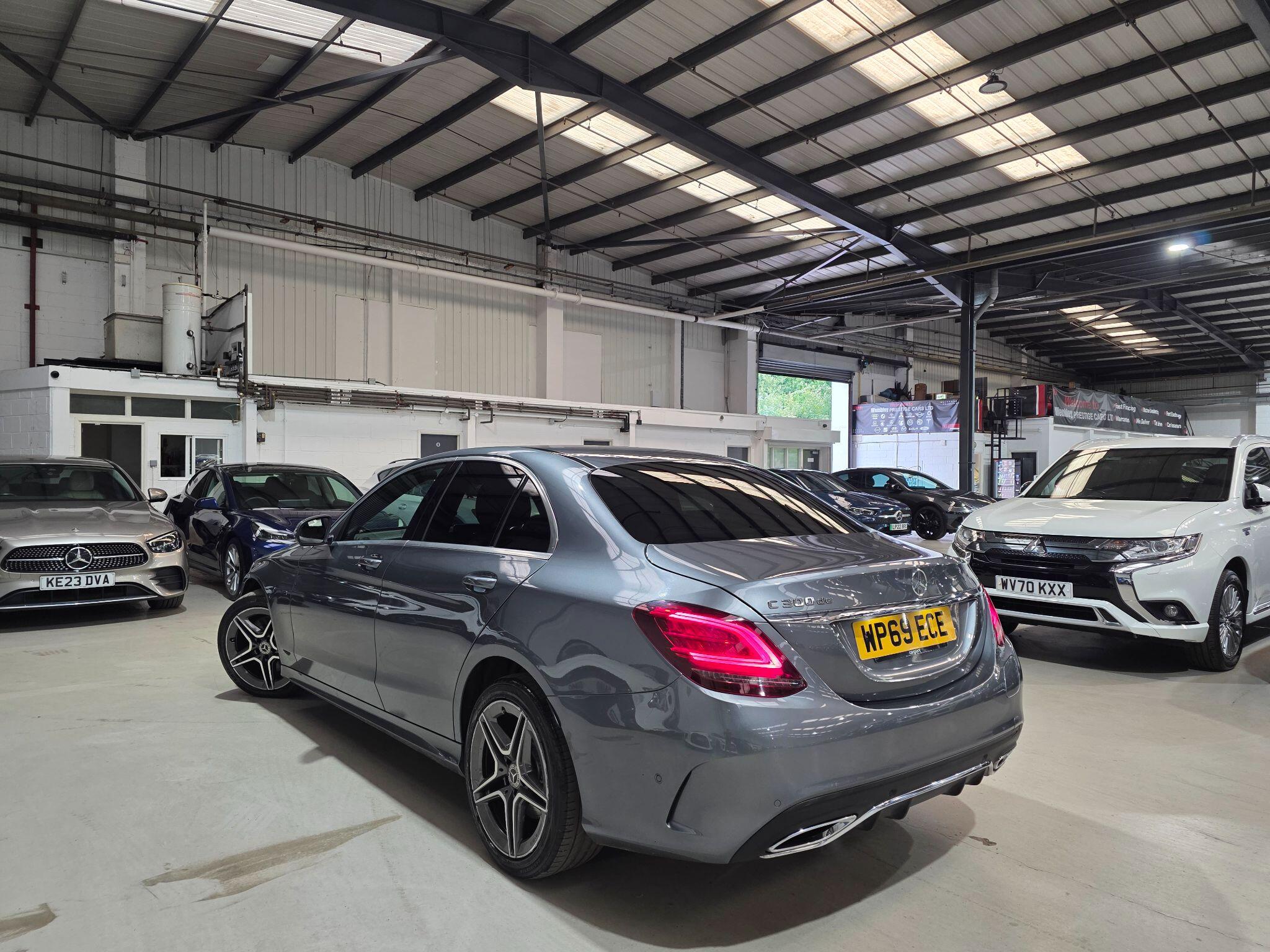 Mercedes-Benz C Class view 30
