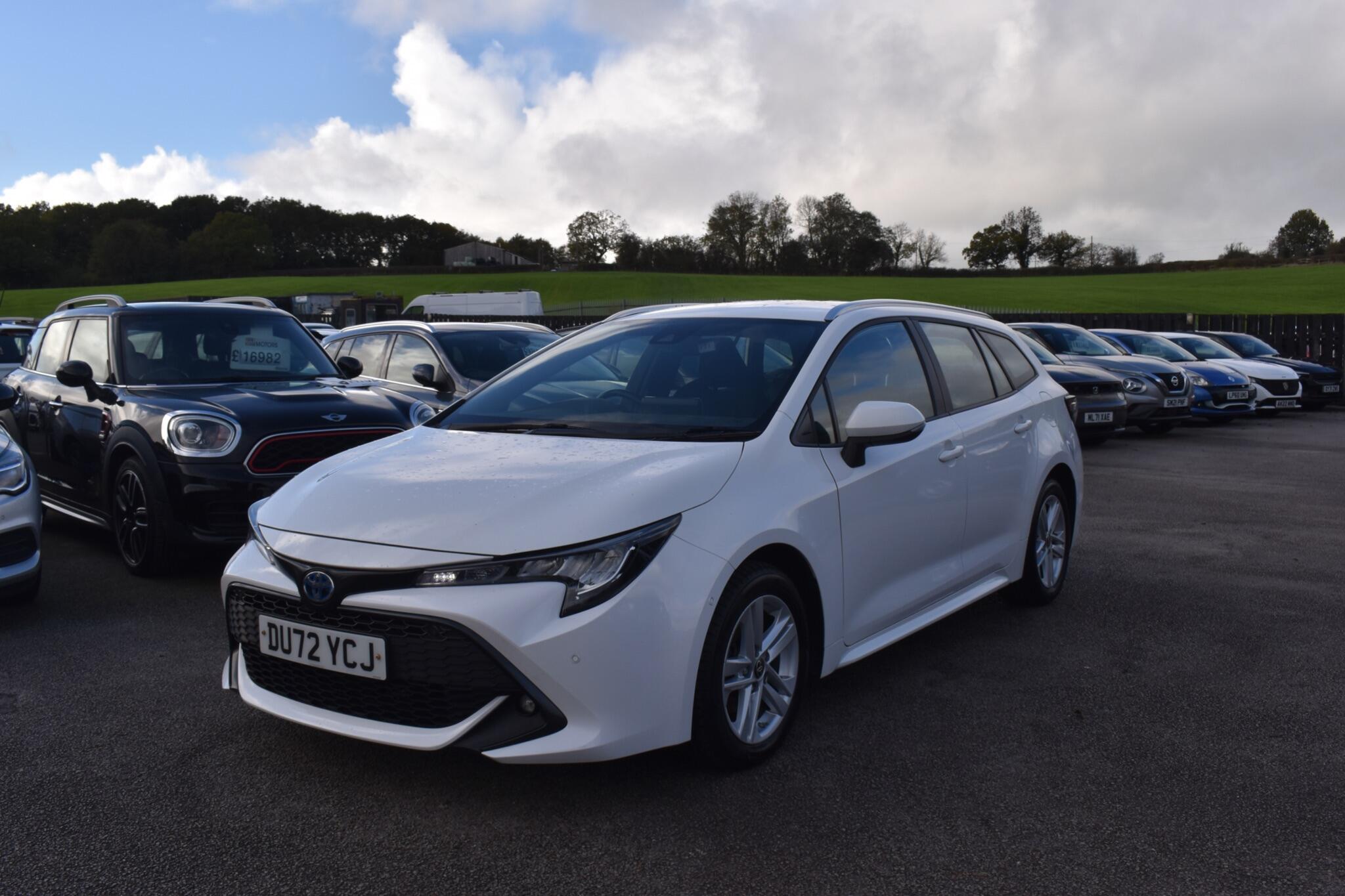 Corolla - 1.8 VVT-h Icon Tech Touring Sports CVT Euro 6 (s/s) 5dr - Image 11